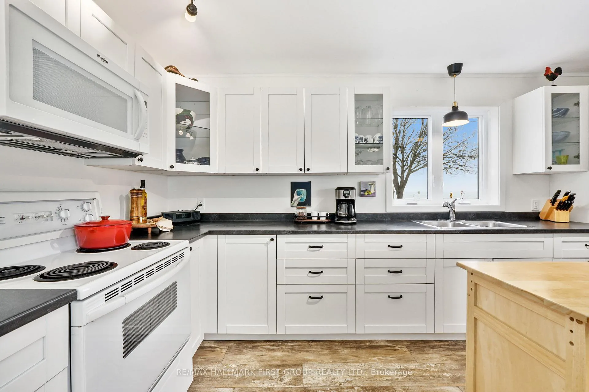 Photo 19 of 130 Burnham Street, Cobourg — HOMEH