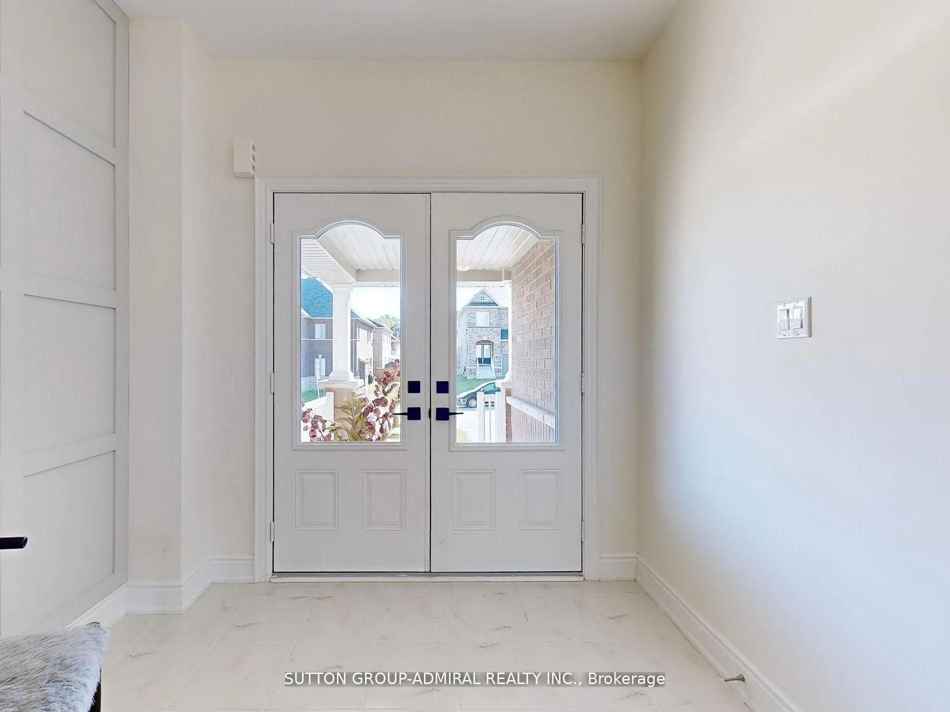 Photo 4 of 169 Muirfield Drive, Barrie, Ardagh — HOMEH