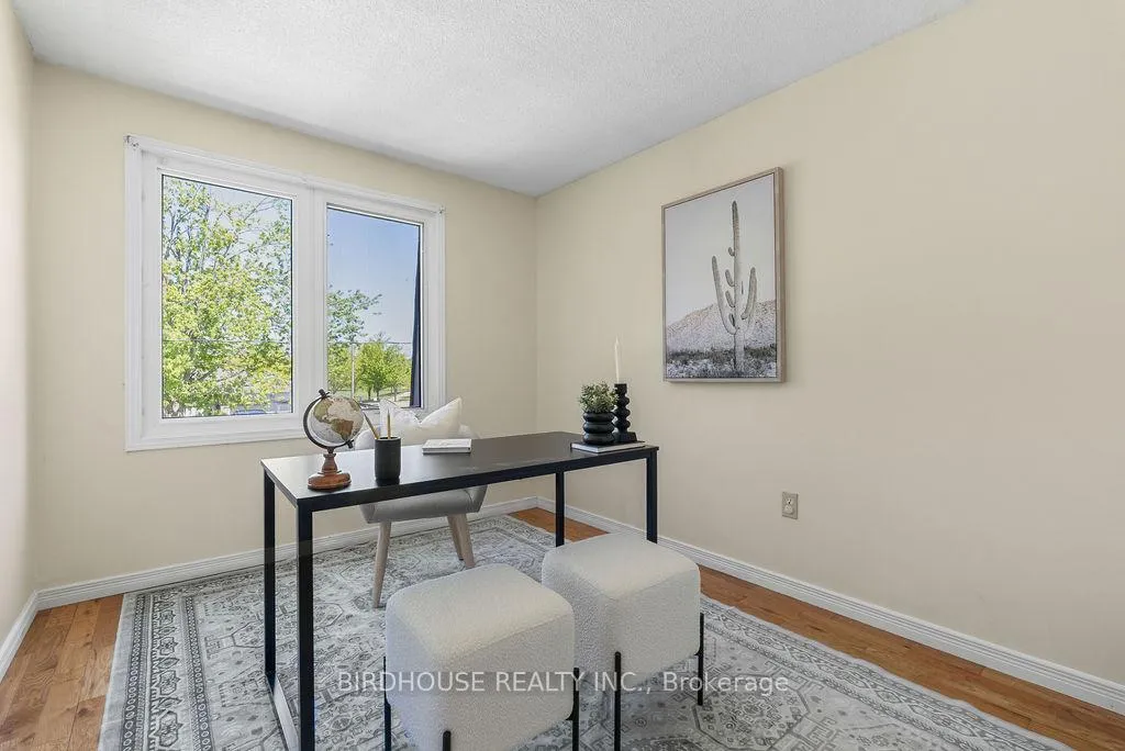 Photo 24 of 27 Edwin Street, Kawartha Lakes, Lindsay — HOMEH