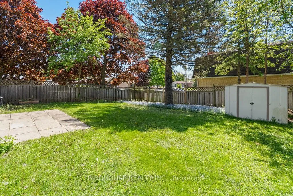 Photo 30 of 27 Edwin Street, Kawartha Lakes, Lindsay — HOMEH