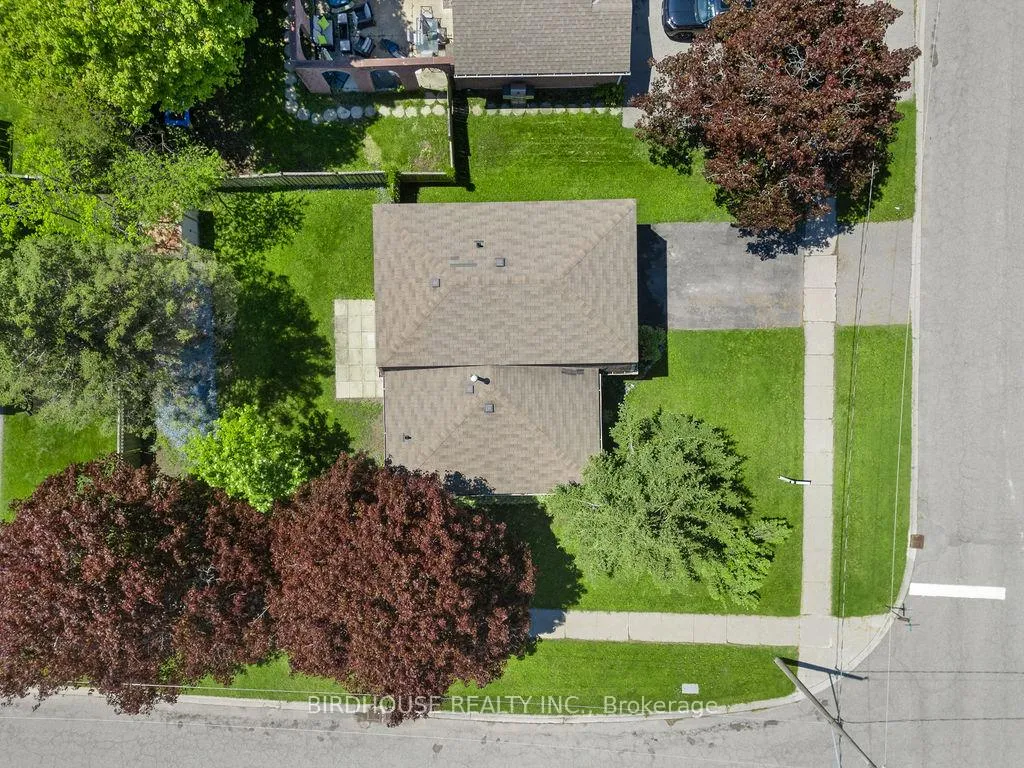 Photo 39 of 27 Edwin Street, Kawartha Lakes, Lindsay — HOMEH