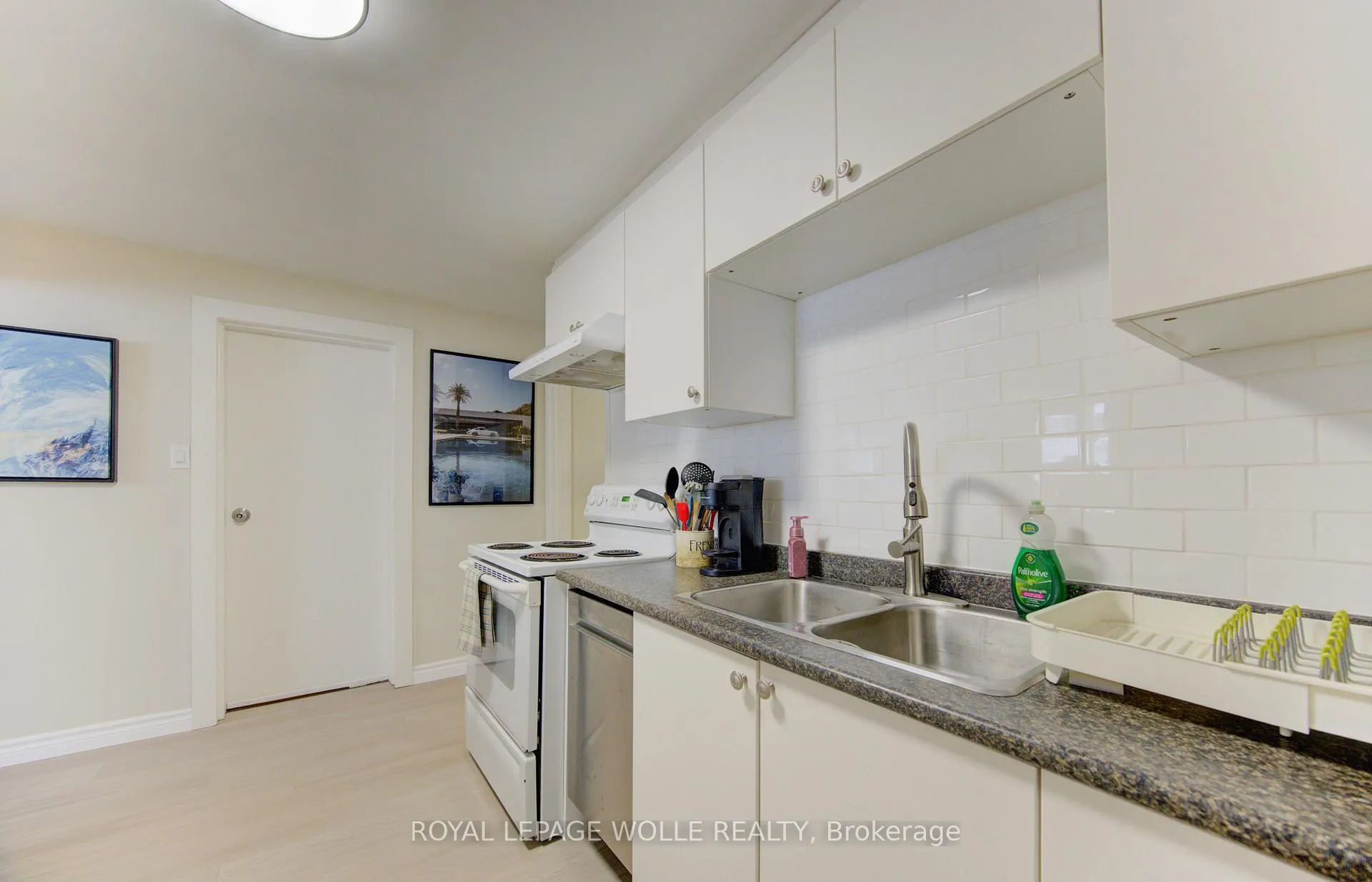 Photo 9 of 196 Allen Street E, Waterloo — HOMEH