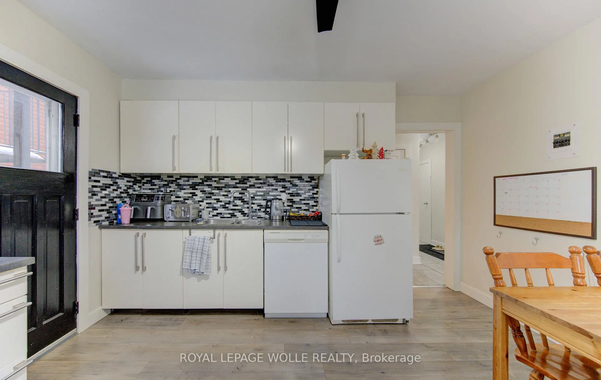 Photo 25 of 196 Allen Street E, Waterloo — HOMEH