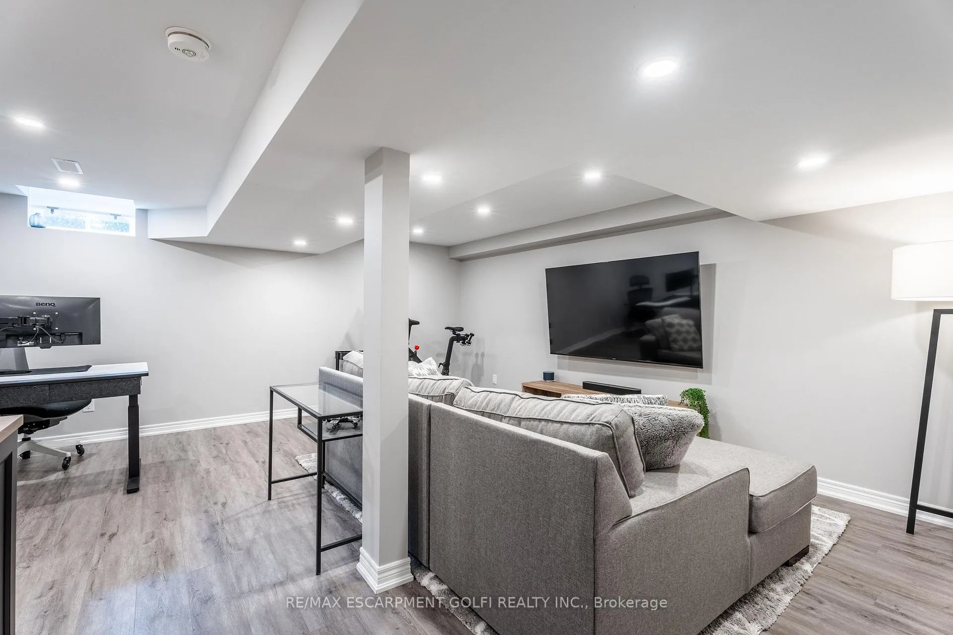Photo 33 of 48 Galileo Drive, Hamilton, Stoney Creek — HOMEH