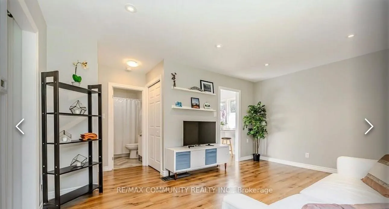 Photo 8 of 205 Schlueter Street, Cambridge — HOMEH