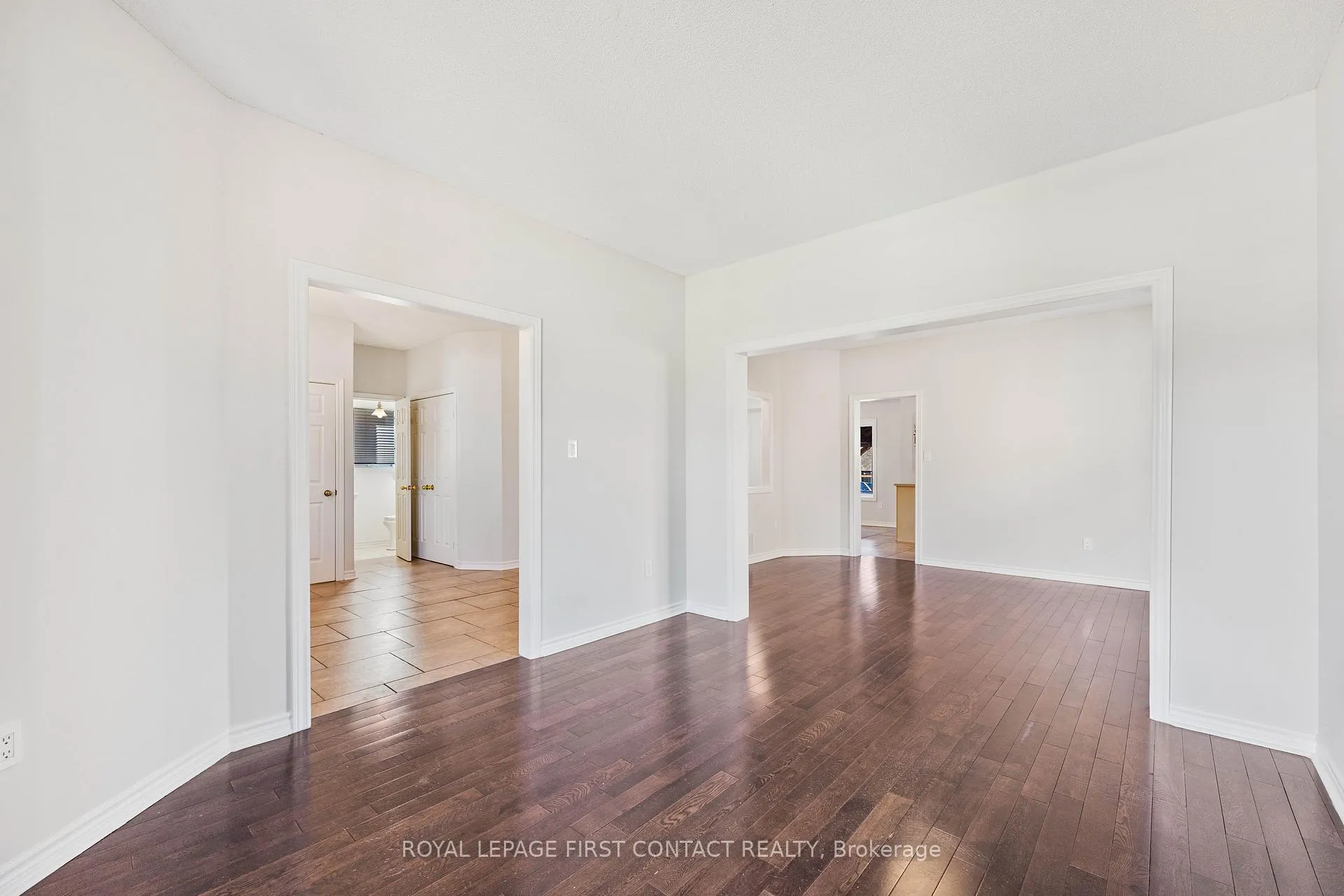Photo 12 of 36 Batteaux Street, Barrie, Ardagh — HOMEH