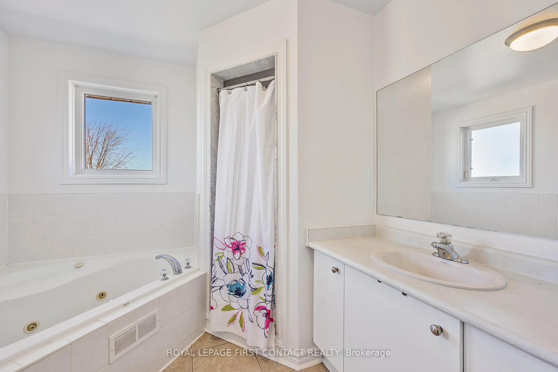 Photo 36 of 36 Batteaux Street, Barrie, Ardagh — HOMEH
