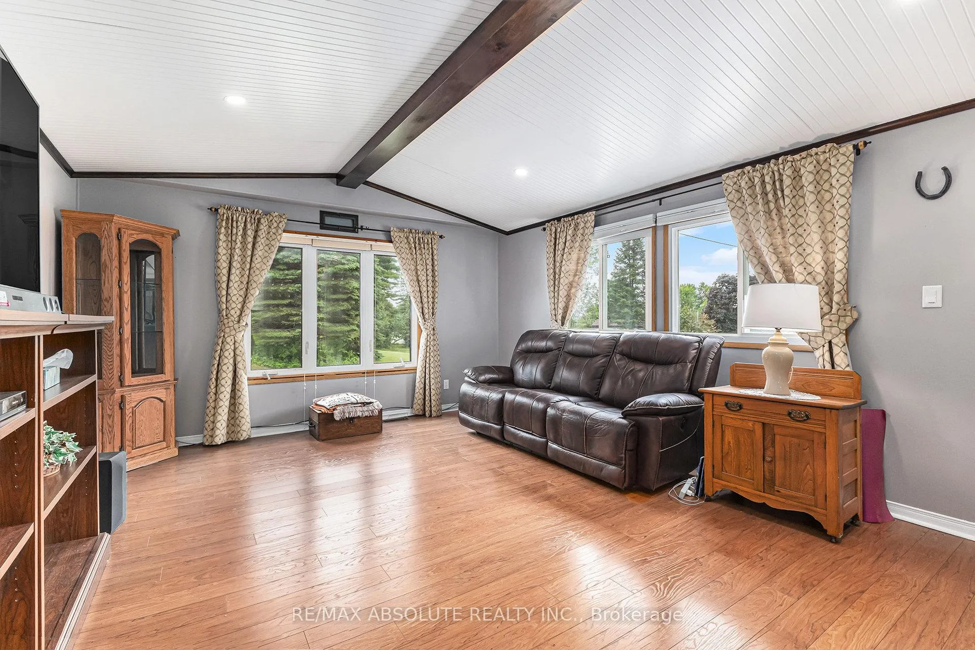 Photo 7 of 35 Woodside Lane, McNab/Braeside, Mcnab/Braeside Twps — HOMEH