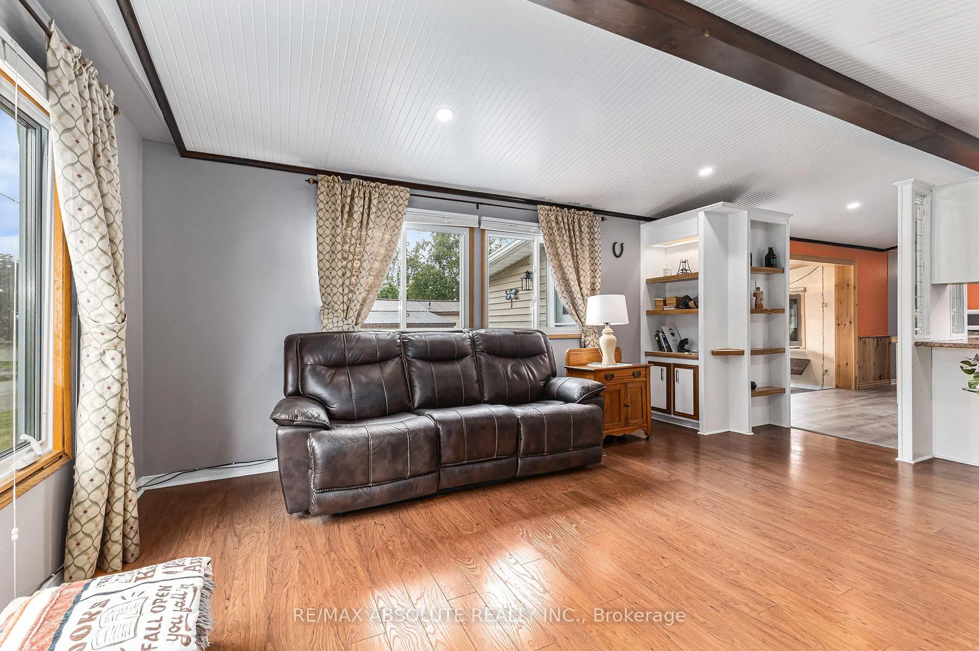 Photo 9 of 35 Woodside Lane, McNab/Braeside, Mcnab/Braeside Twps — HOMEH