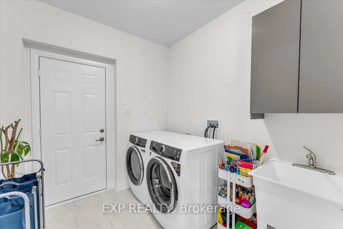 Photo 15 of 51 Mckernan Avenue, Brantford — HOMEH