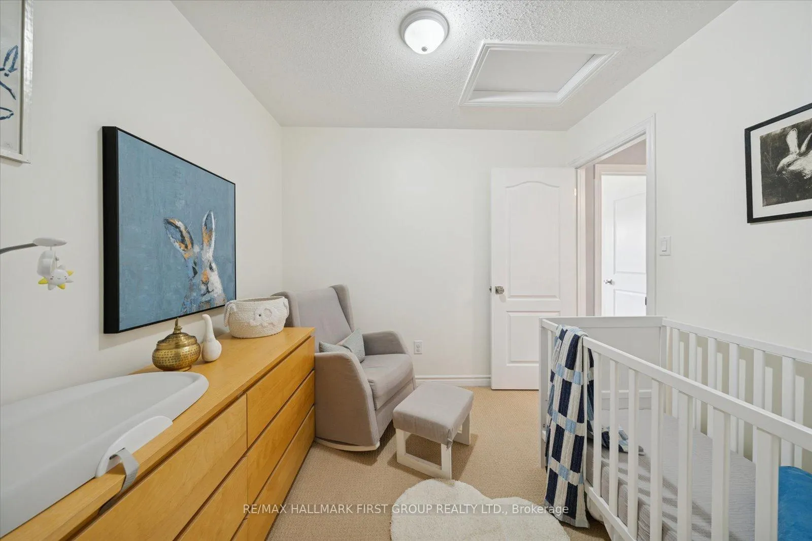 Photo 18 of 35 Beckett Crescent, Clarington, Courtice — HOMEH