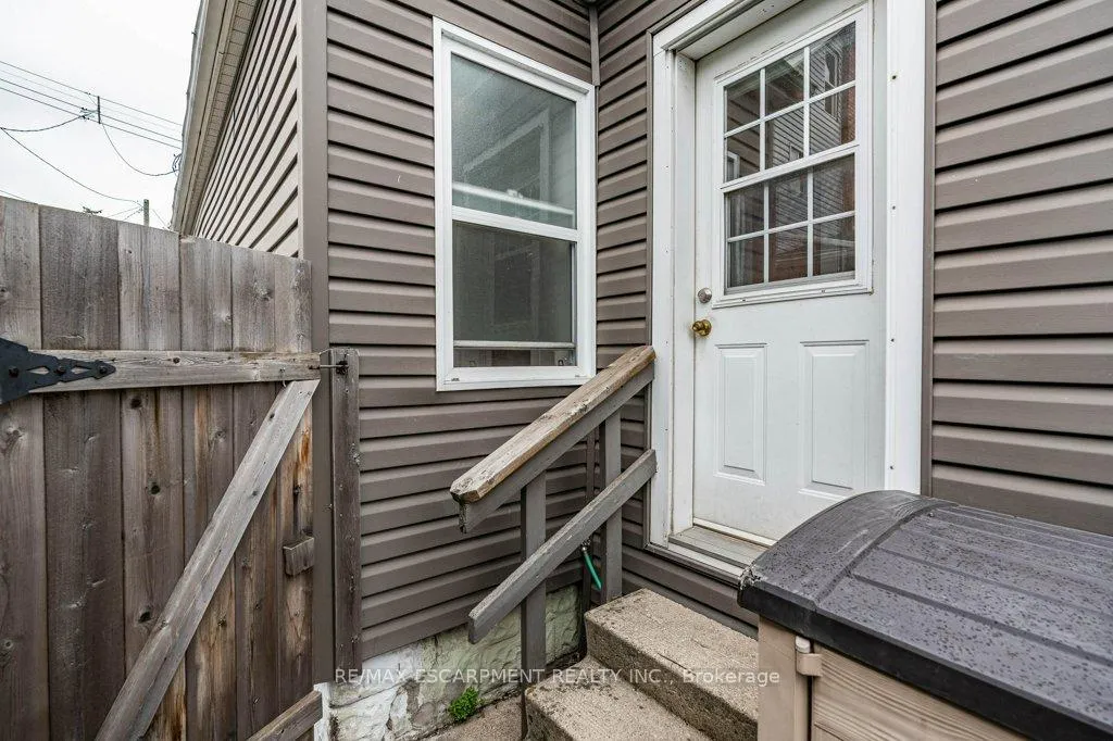 Photo 46 of 18 Ellis Avenue, Hamilton, Crown Point — HOMEH