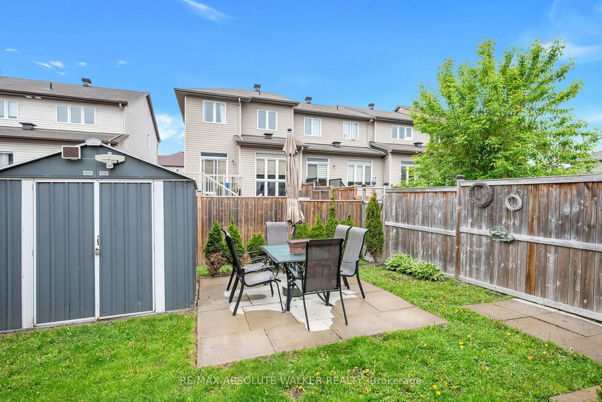 Photo 24 of 214 Lamplighters Drive, Ottawa, Barrhaven - Cedargrove/Fraserdale — HOMEH
