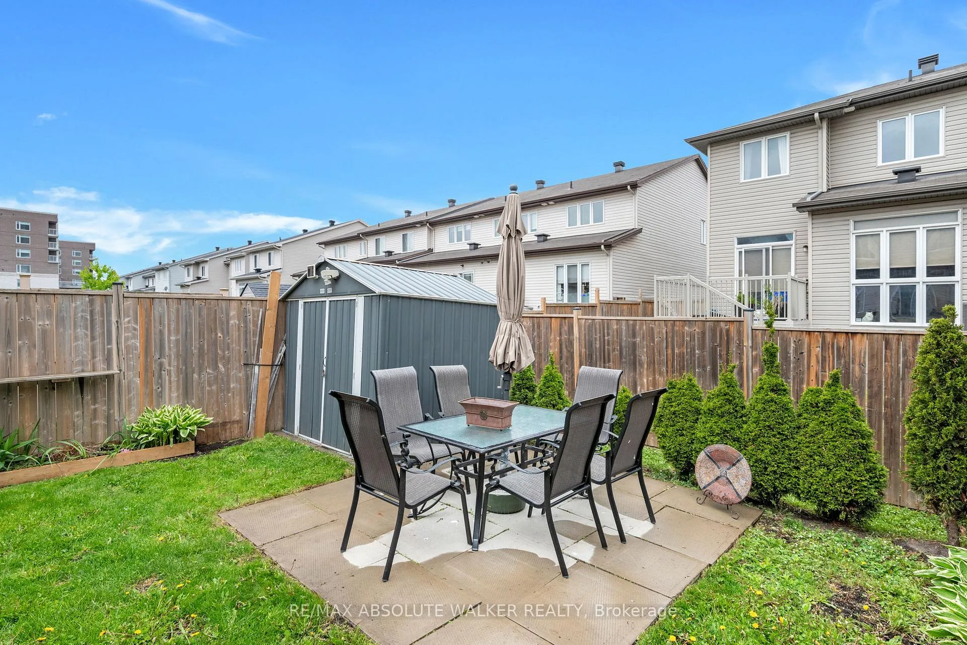 Photo 25 of 214 Lamplighters Drive, Ottawa, Barrhaven - Cedargrove/Fraserdale — HOMEH