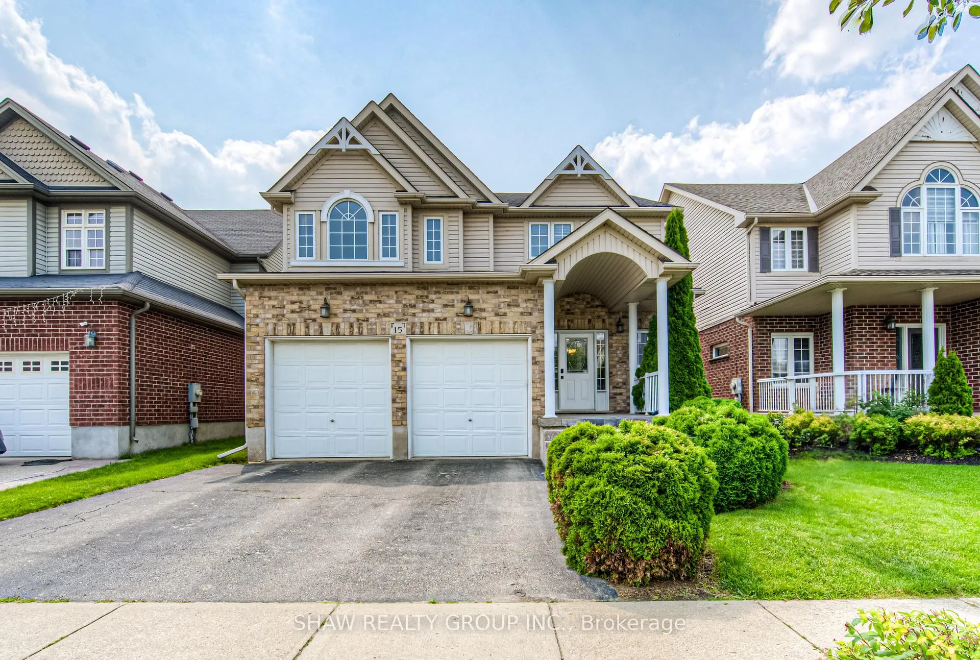 Photo 1 of 15 Woodbine Avenue, Kitchener — HOMEH