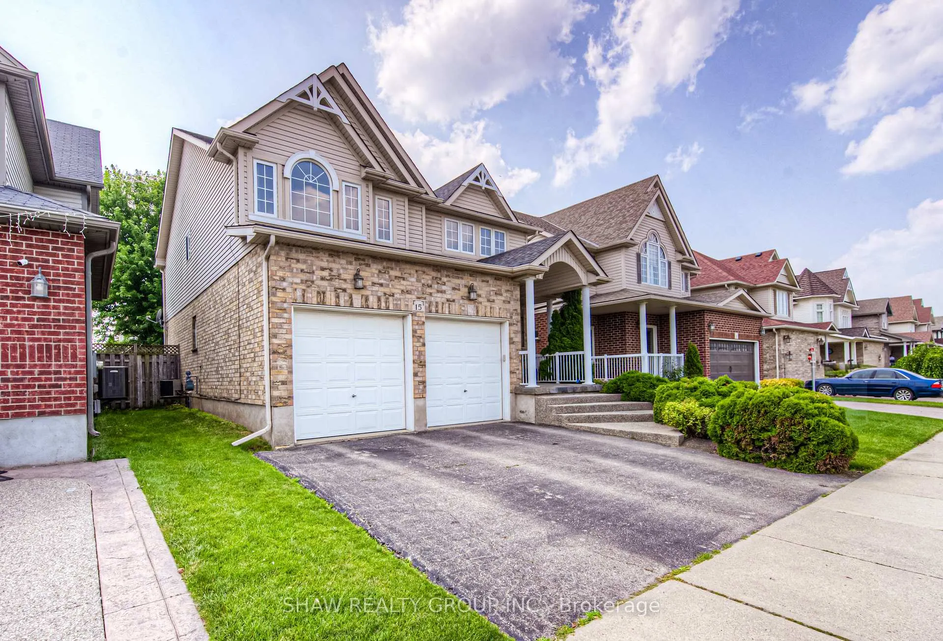Photo 2 of 15 Woodbine Avenue, Kitchener — HOMEH