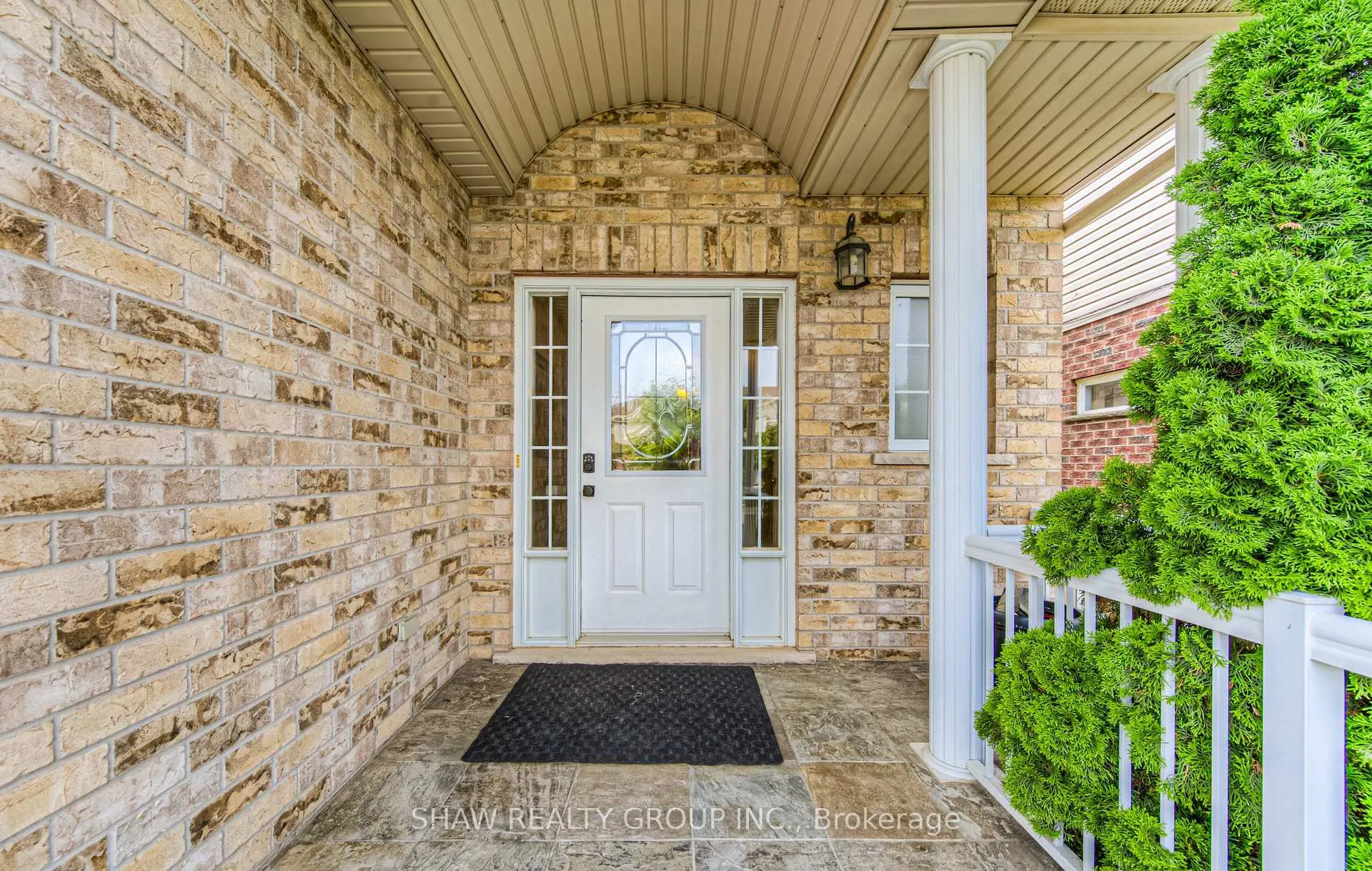 Photo 3 of 15 Woodbine Avenue, Kitchener — HOMEH