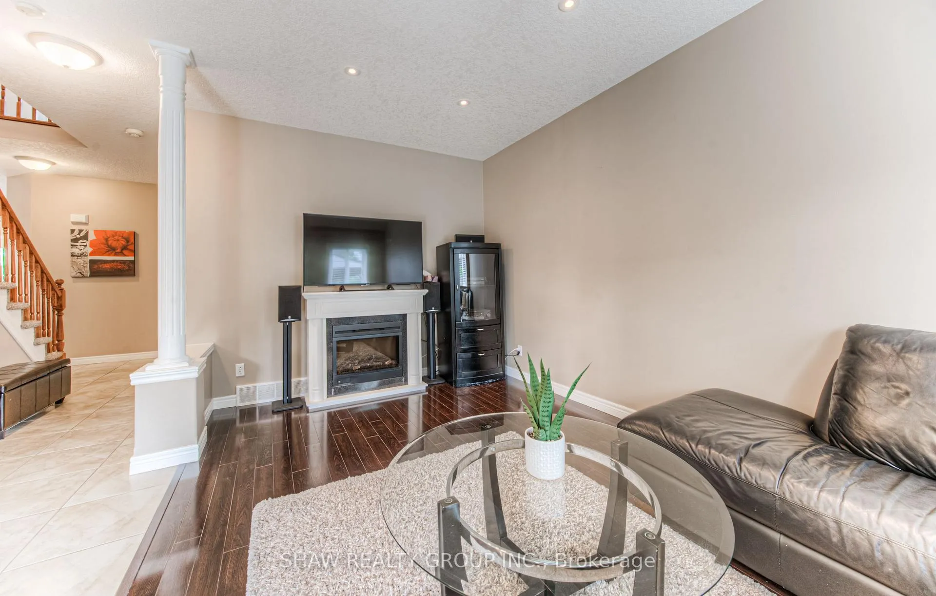 Photo 12 of 15 Woodbine Avenue, Kitchener — HOMEH