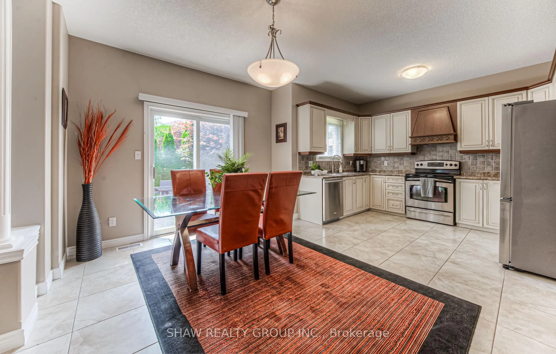 Photo 13 of 15 Woodbine Avenue, Kitchener — HOMEH