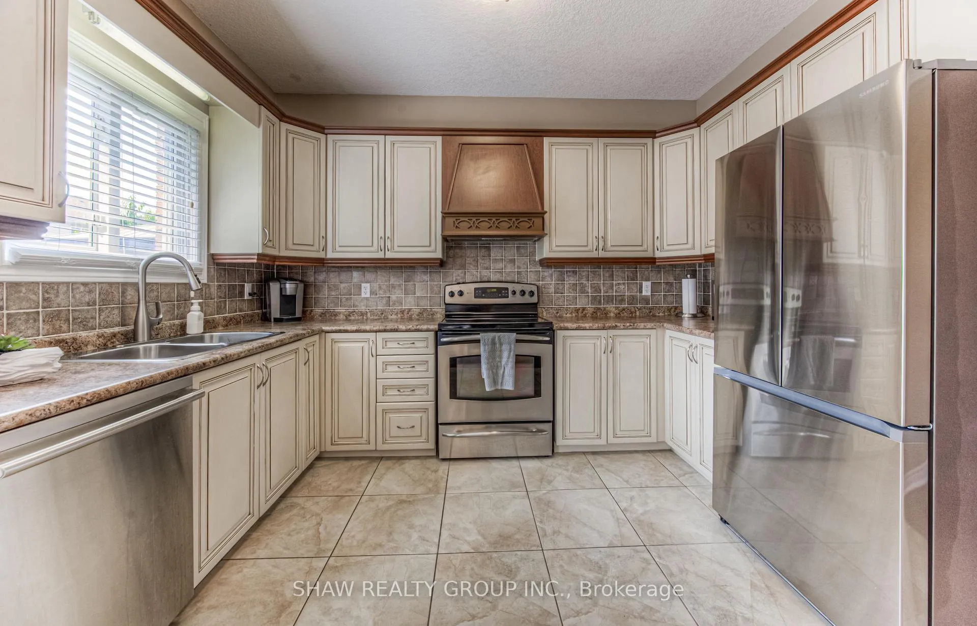 Photo 15 of 15 Woodbine Avenue, Kitchener — HOMEH