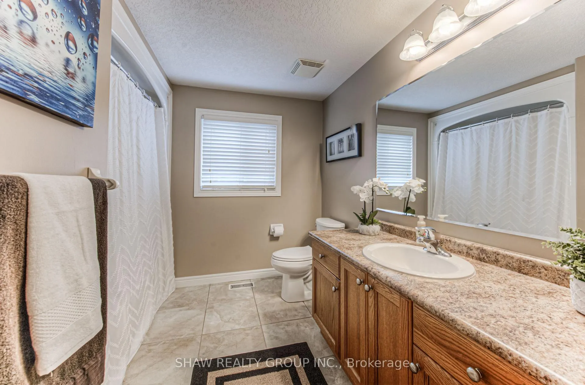Photo 34 of 15 Woodbine Avenue, Kitchener — HOMEH