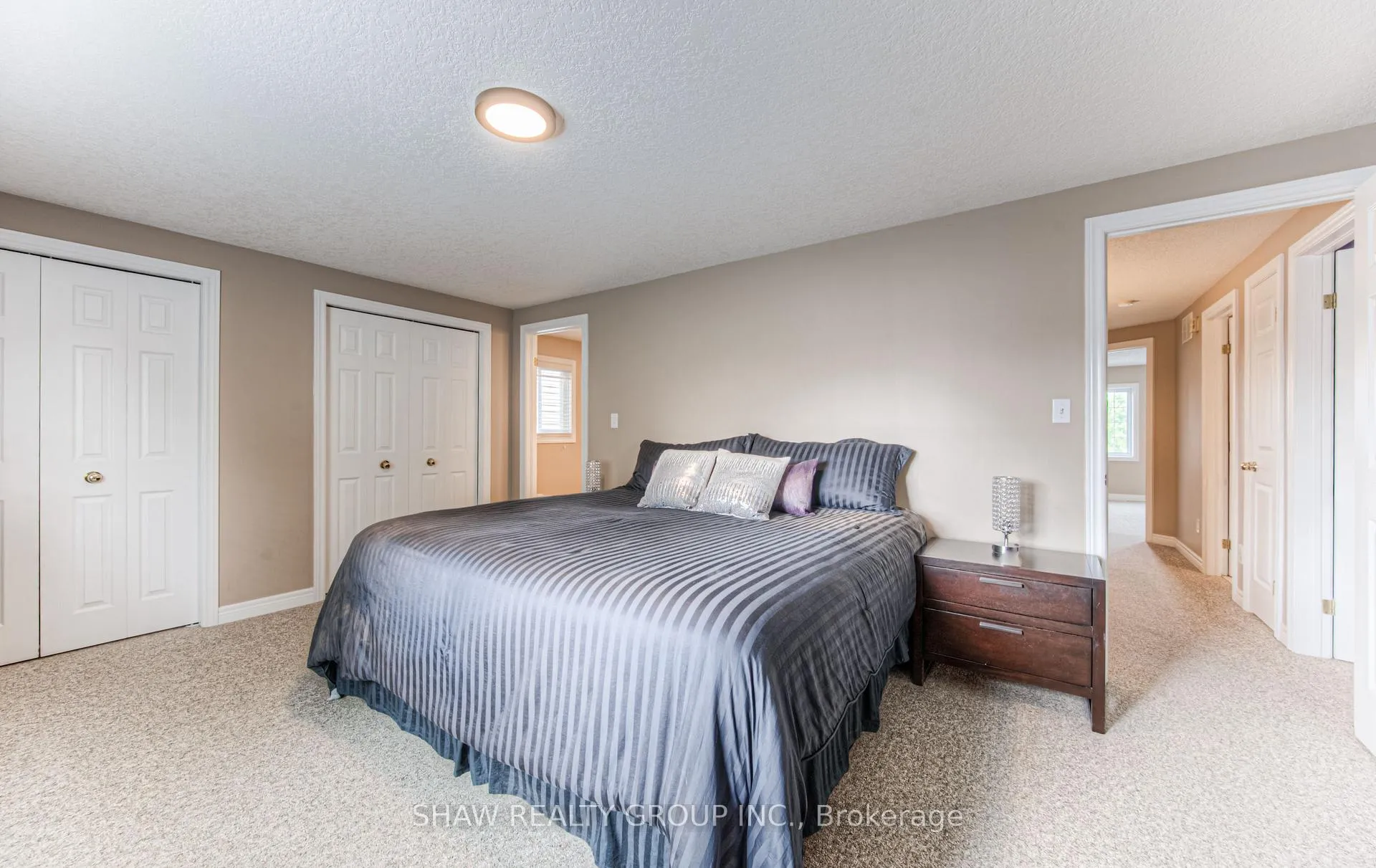 Photo 36 of 15 Woodbine Avenue, Kitchener — HOMEH