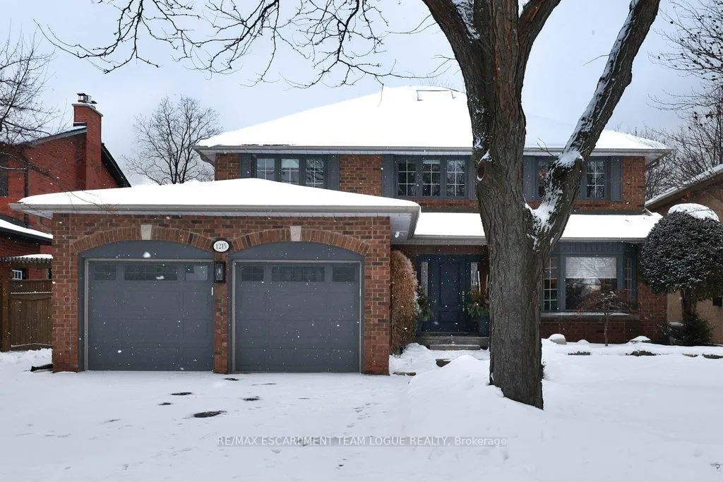 Photo 2 of 1215 Rushbrooke Drive, Oakville, Glen Abbey — HOMEH
