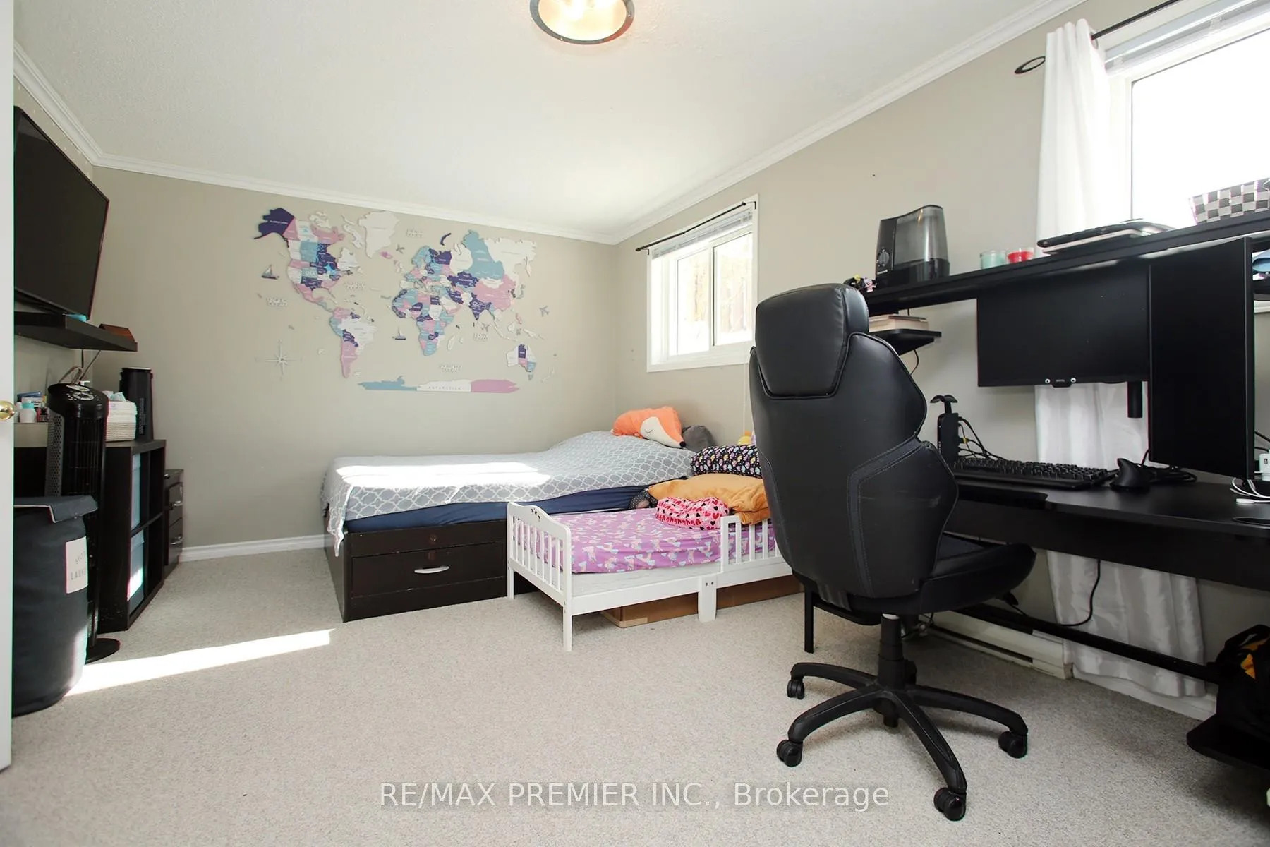 Photo 9 of 1329 Pinehurst Avenue, Oshawa, Donevan — HOMEH