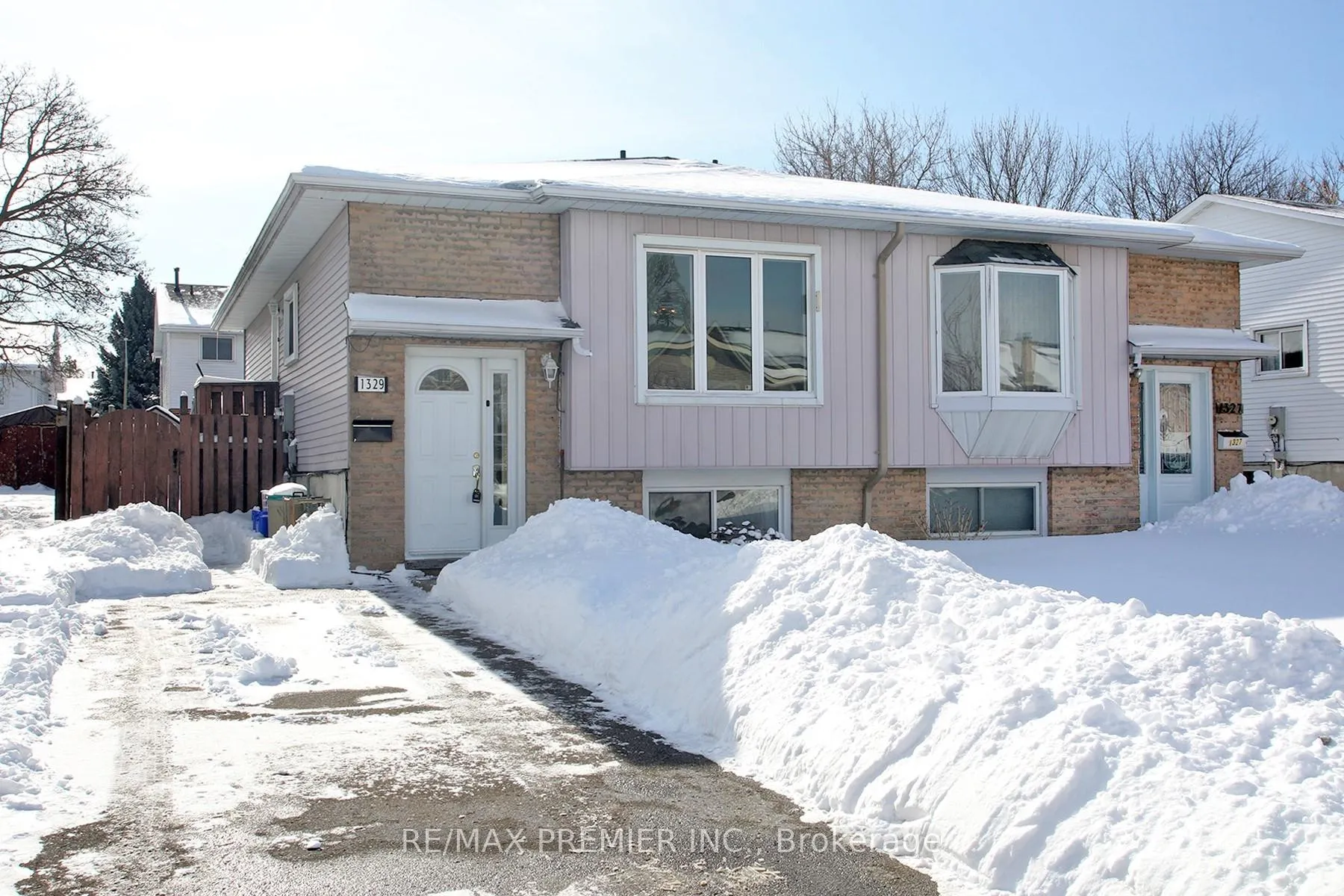 Photo 17 of 1329 Pinehurst Avenue, Oshawa, Donevan — HOMEH