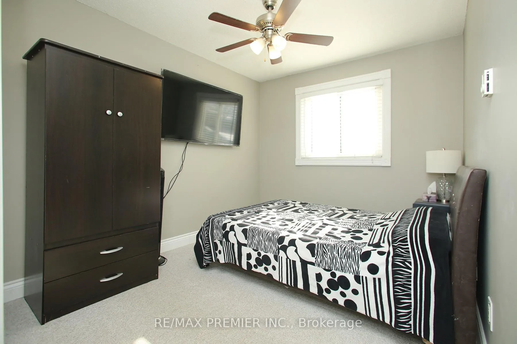 Photo 19 of 1329 Pinehurst Avenue, Oshawa, Donevan — HOMEH
