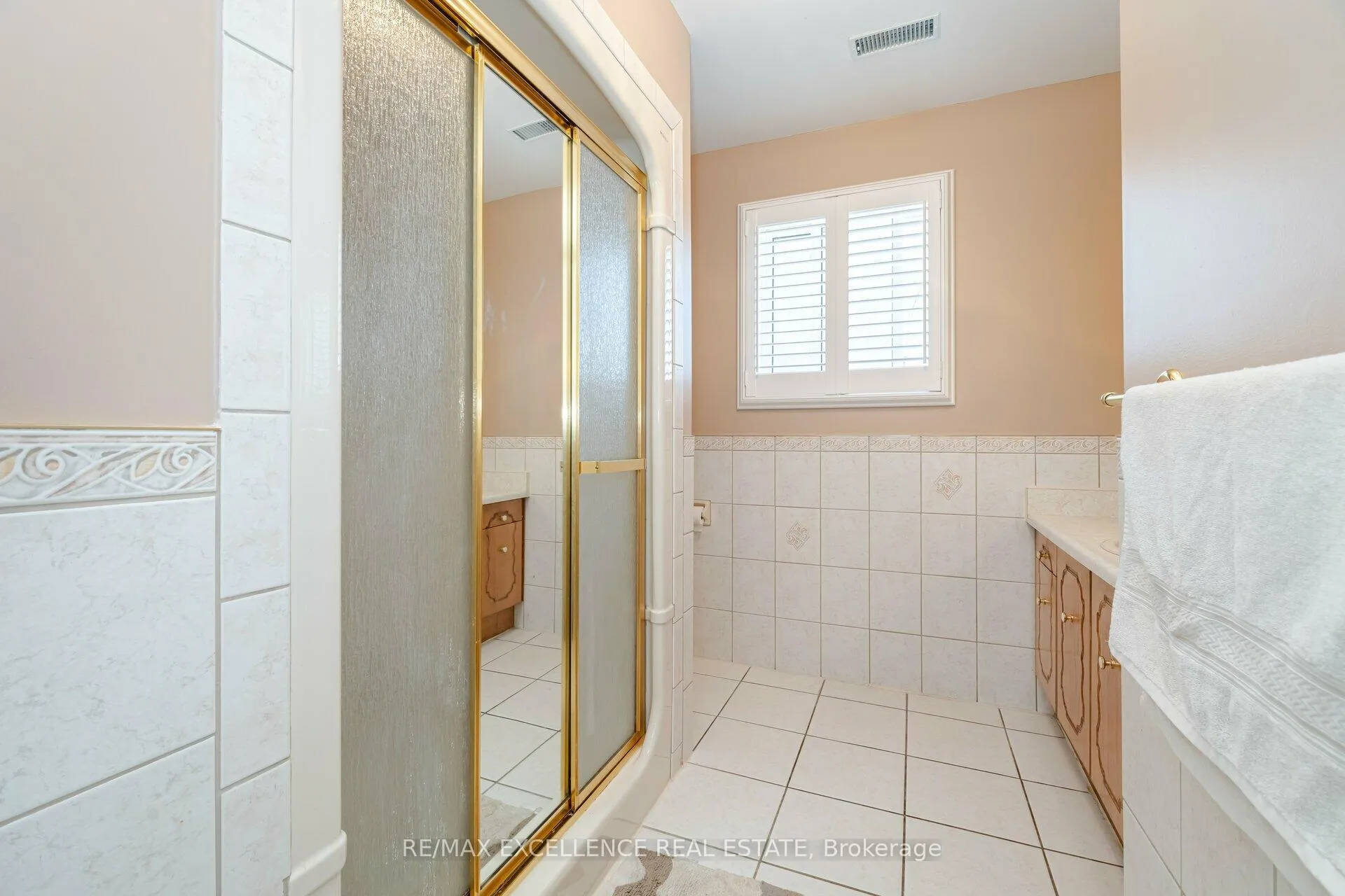 Photo 17 of 60 Indian Crescent, Hamilton, Burkholme — HOMEH