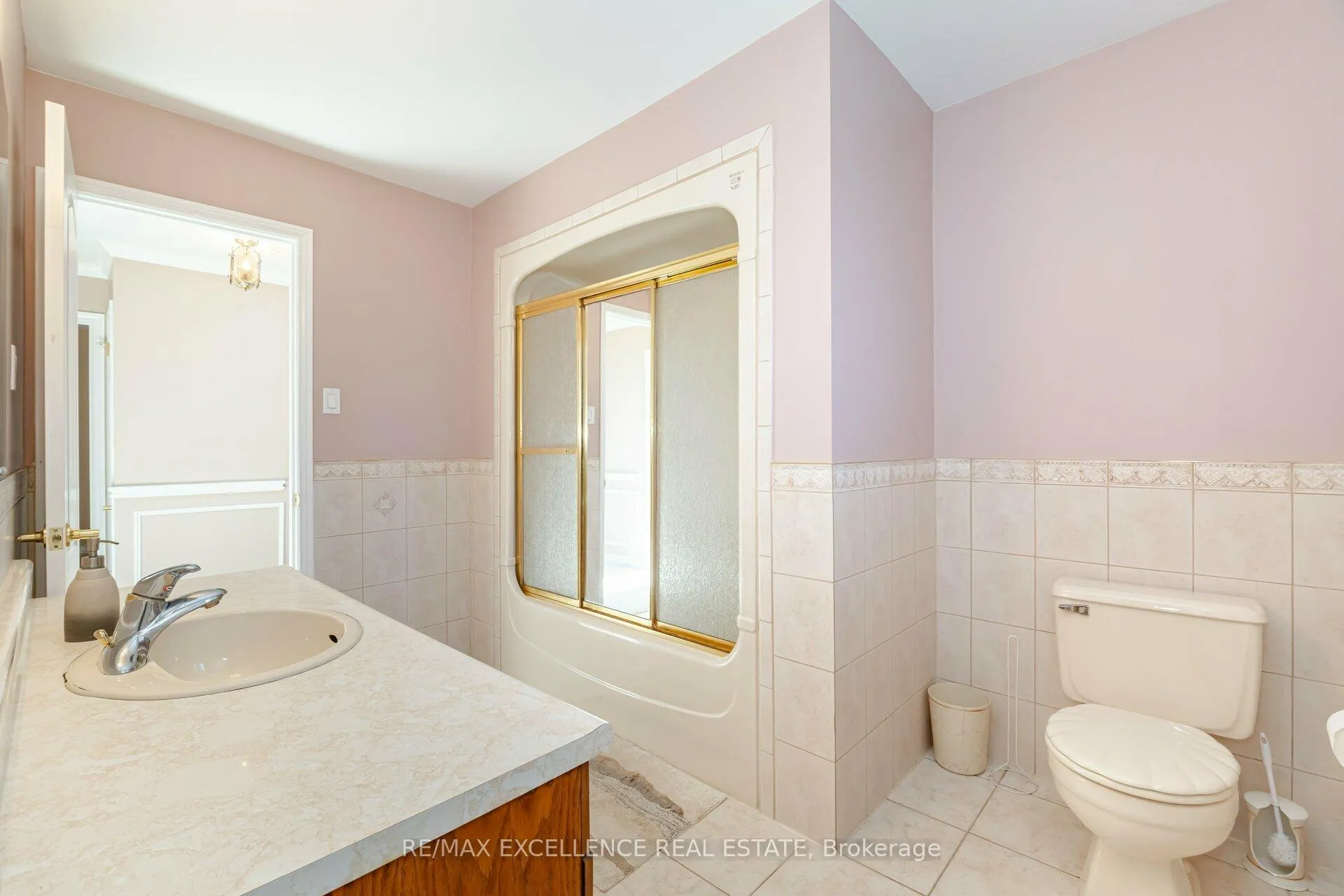 Photo 28 of 60 Indian Crescent, Hamilton, Burkholme — HOMEH