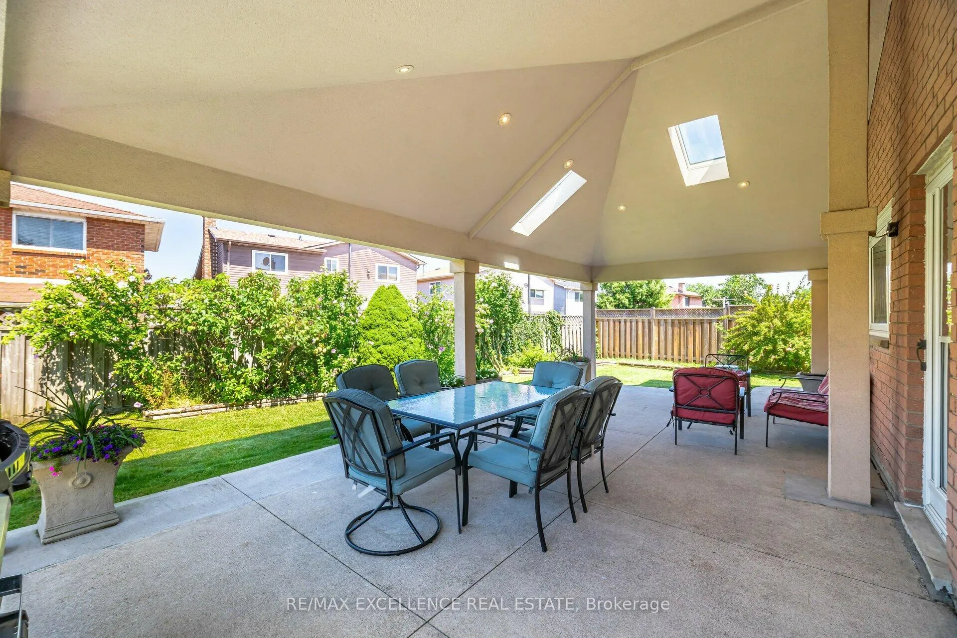 Photo 38 of 60 Indian Crescent, Hamilton, Burkholme — HOMEH