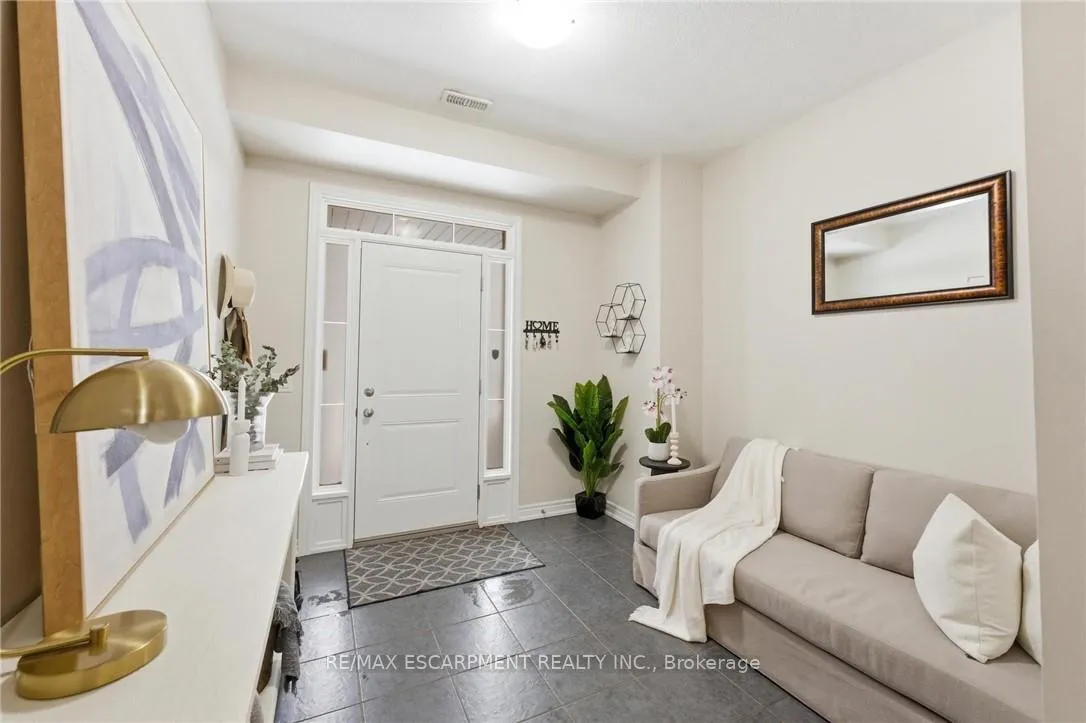 Photo 21 of 16 Lakefront Drive, Hamilton, Lakeshore — HOMEH