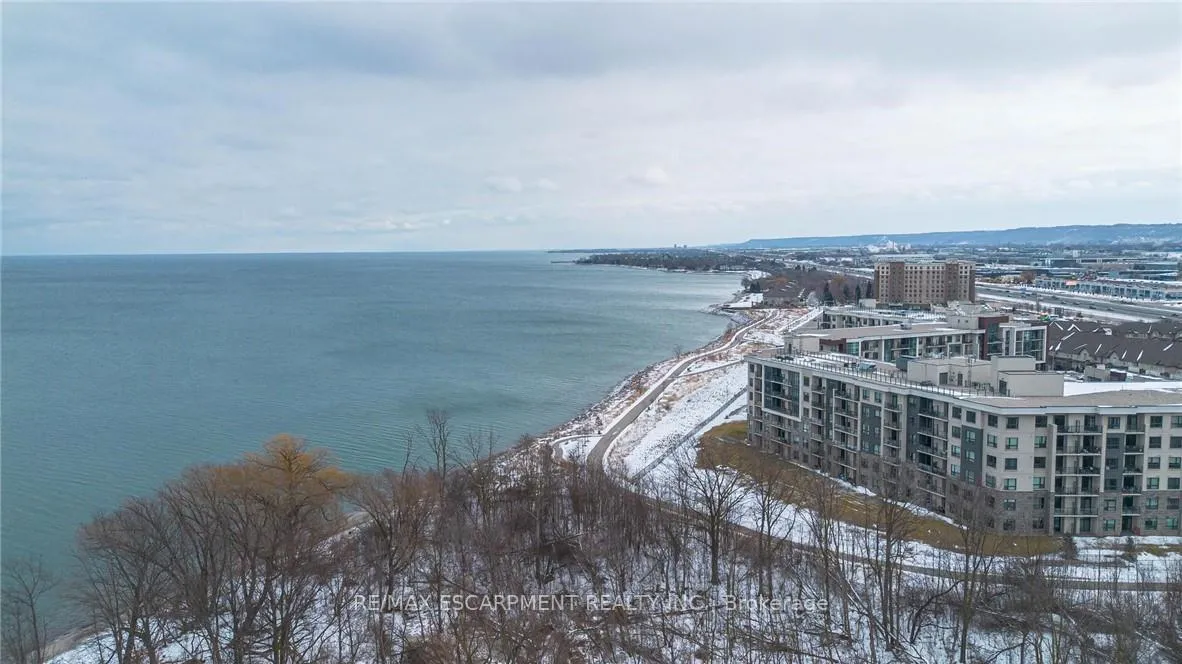 Photo 23 of 16 Lakefront Drive, Hamilton, Lakeshore — HOMEH