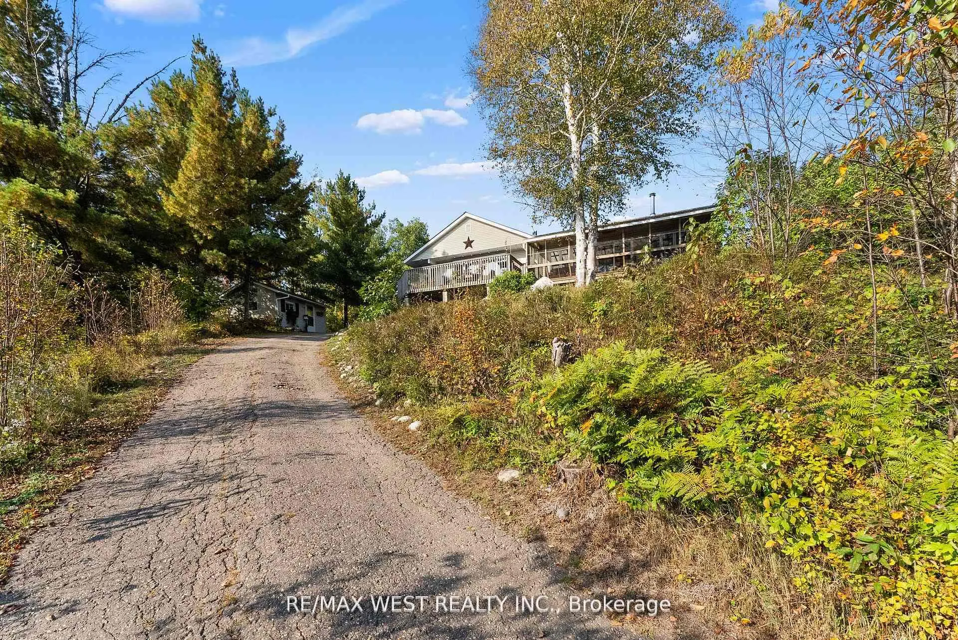 Photo 4 of 558 Mccauley Lake Road, South Algonquin — HOMEH