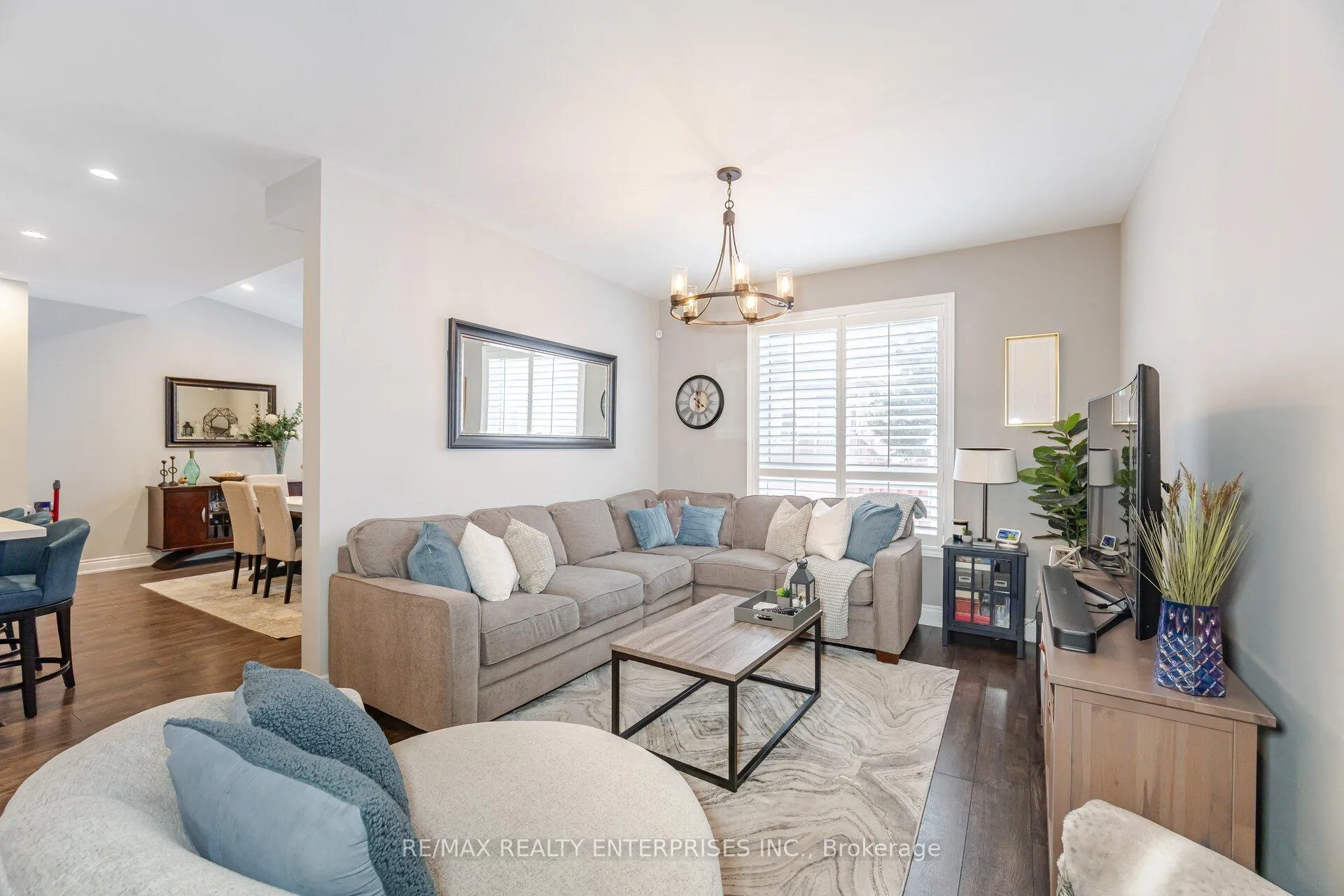 Photo 7 of 35 Nomad Crescent, Brampton, Bram West — HOMEH