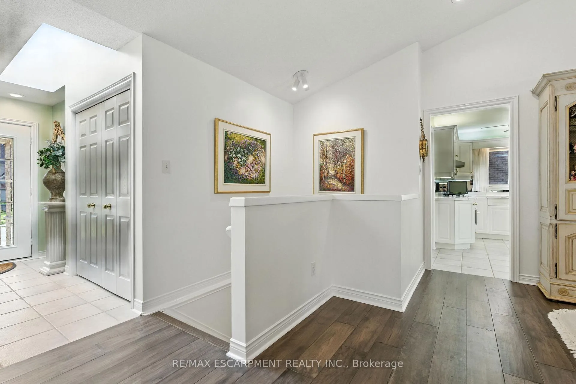 Photo 28 of 1104 Crofton Way, Burlington, Tyandaga — HOMEH