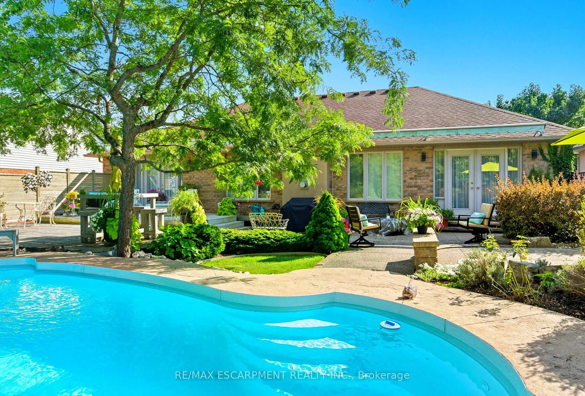 Photo 43 of 1104 Crofton Way, Burlington, Tyandaga — HOMEH