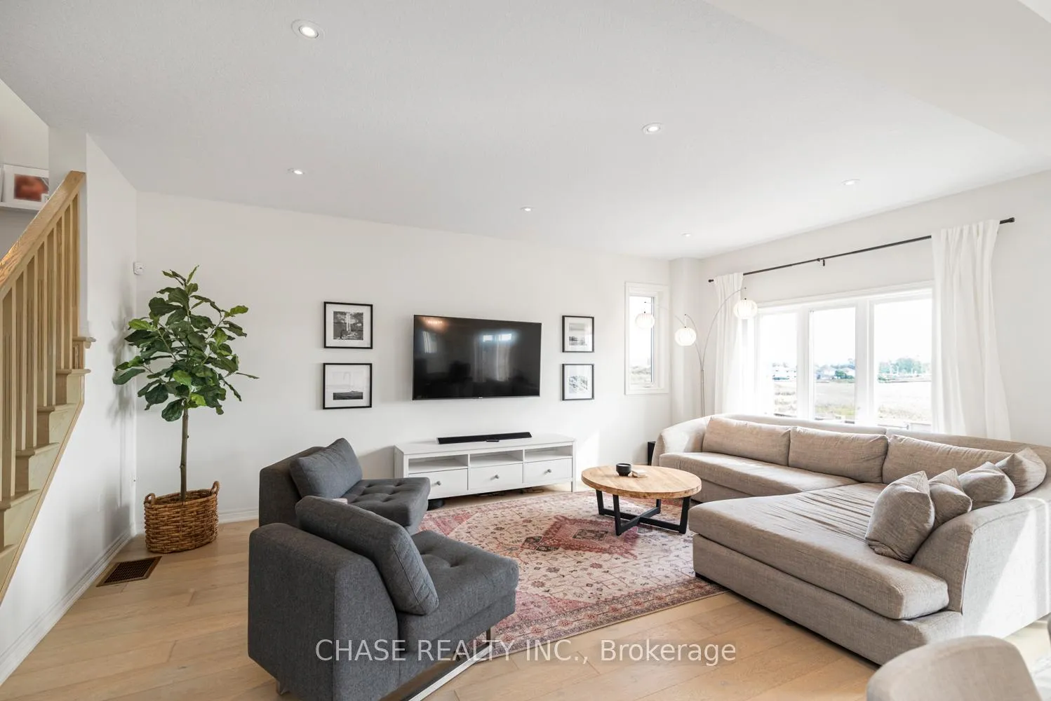 Photo 9 of Unit 46, 120 Vineberg Drive, Hamilton, Chappel — HOMEH