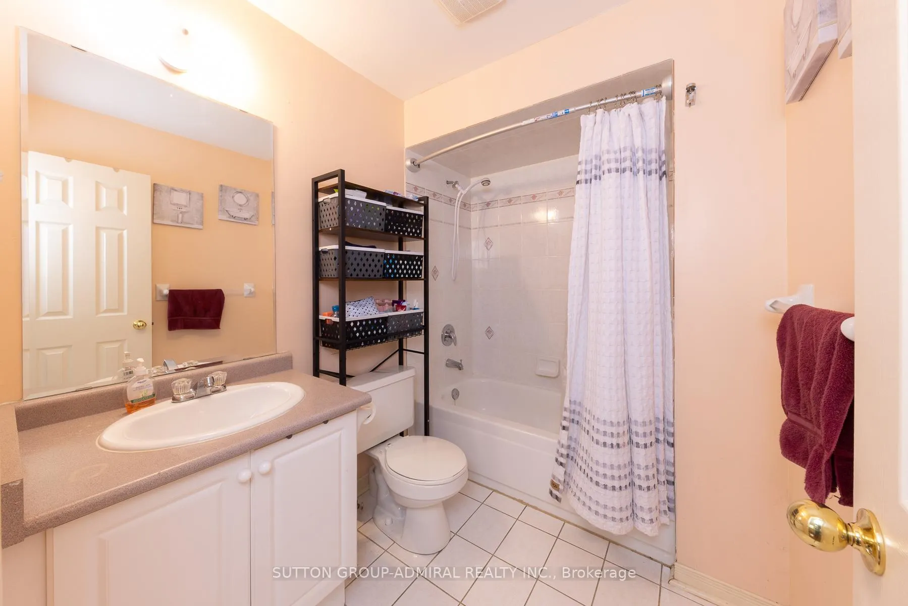 Photo 19 of 119 Foxfield Crescent, Vaughan, Patterson — HOMEH