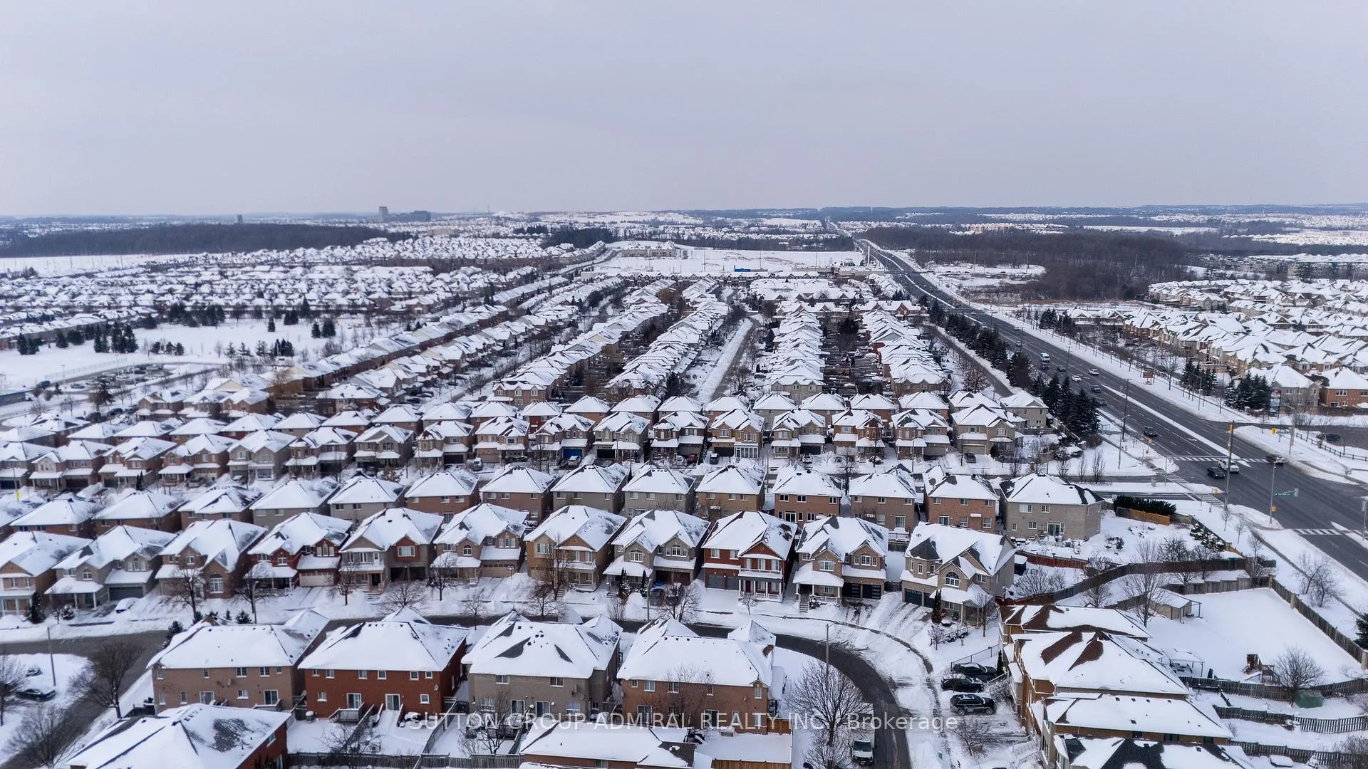 Photo 31 of 119 Foxfield Crescent, Vaughan, Patterson — HOMEH
