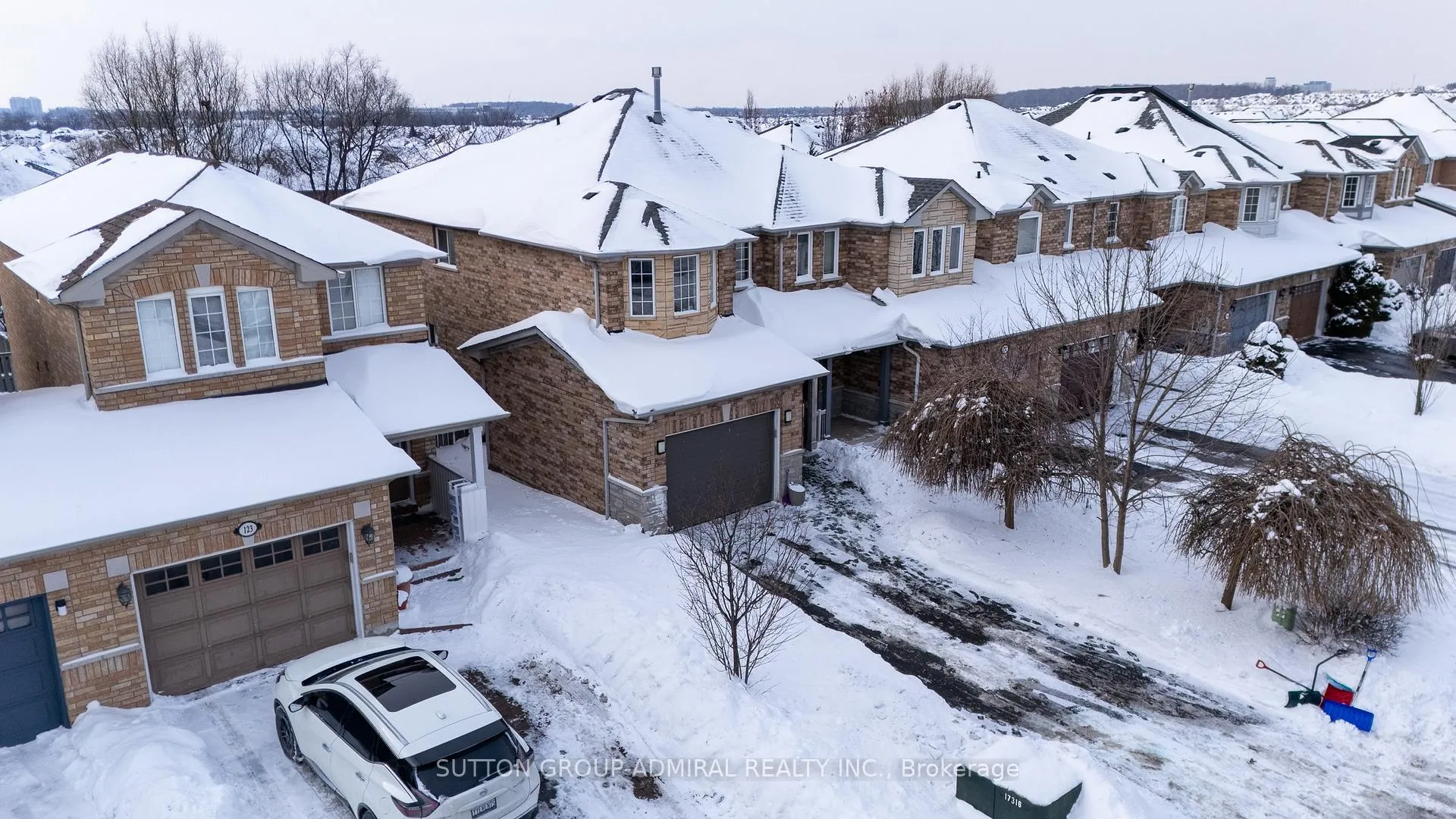 Photo 32 of 119 Foxfield Crescent, Vaughan, Patterson — HOMEH