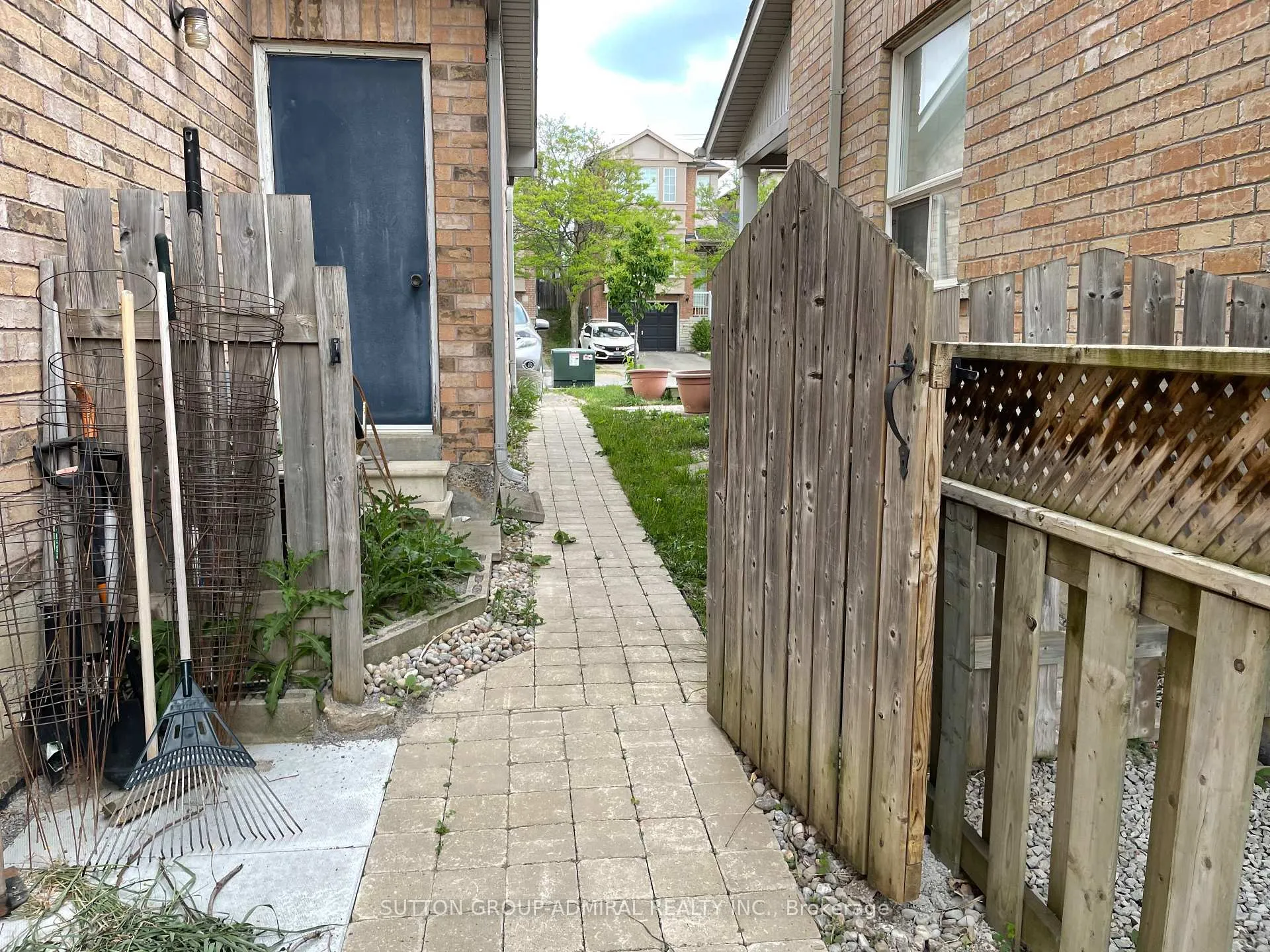Photo 39 of 119 Foxfield Crescent, Vaughan, Patterson — HOMEH