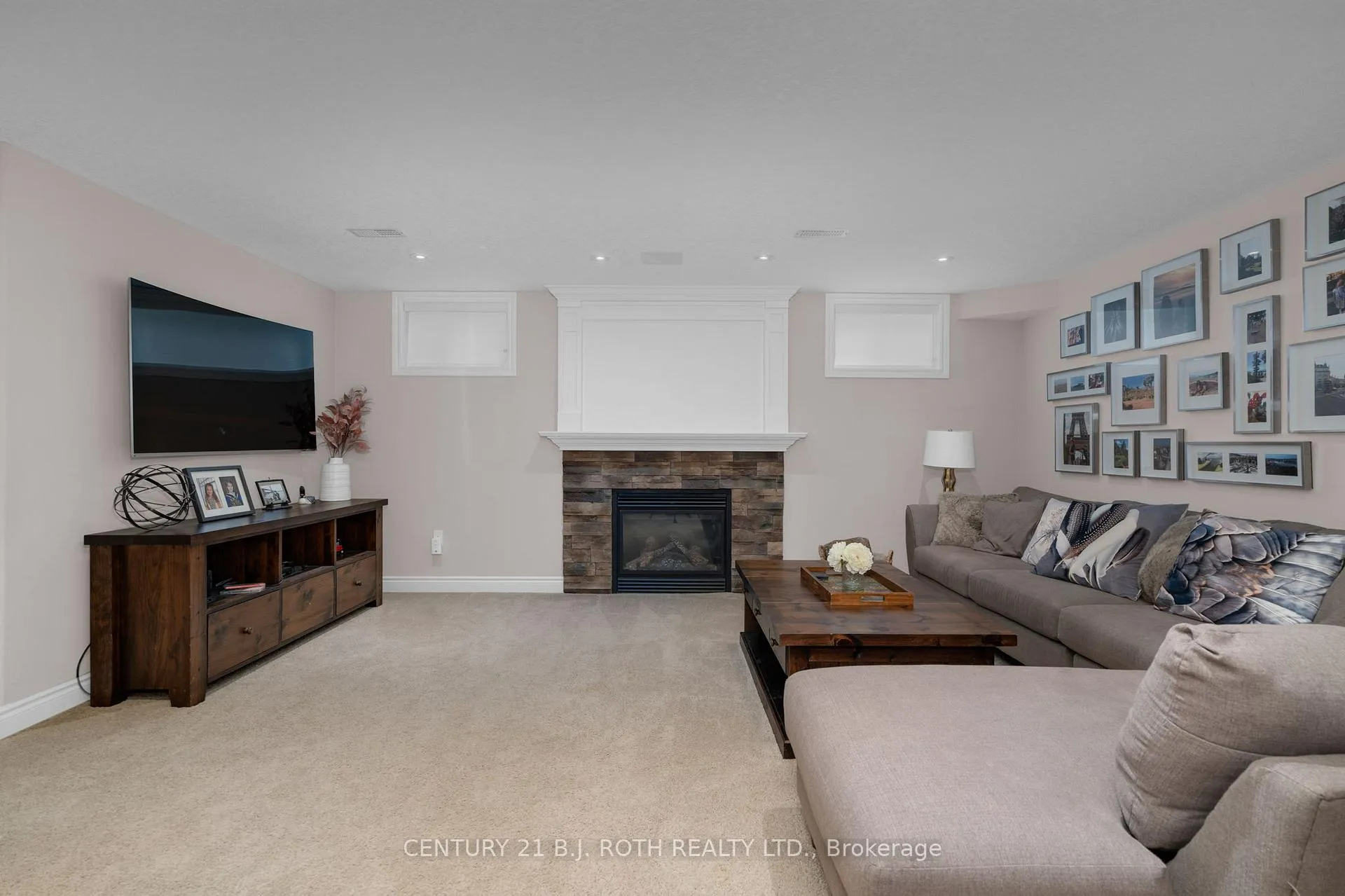 Photo 20 of 61 Sovereign's Gate, Barrie, Innis-Shore — HOMEH