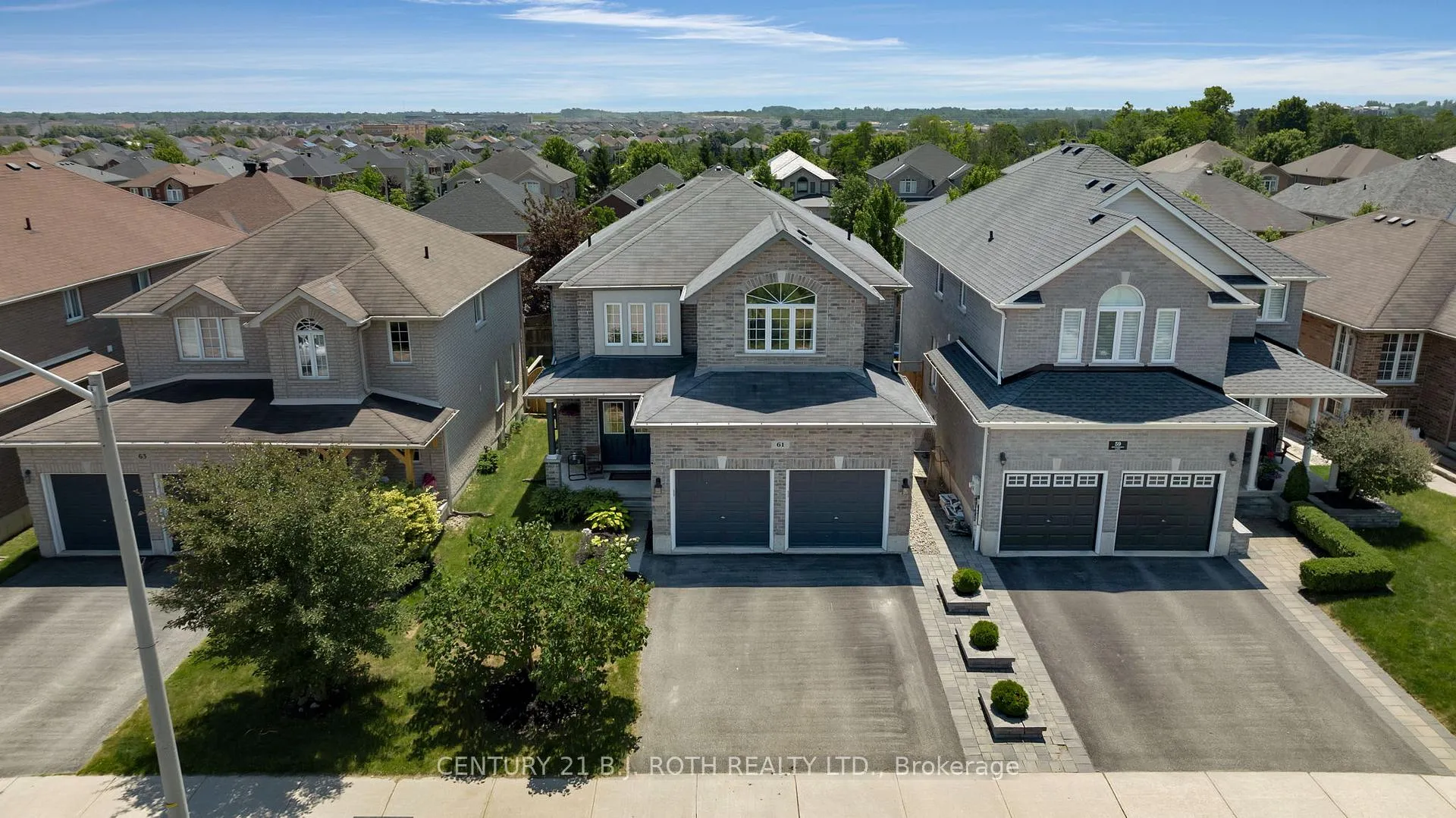 Photo 31 of 61 Sovereign's Gate, Barrie, Innis-Shore — HOMEH