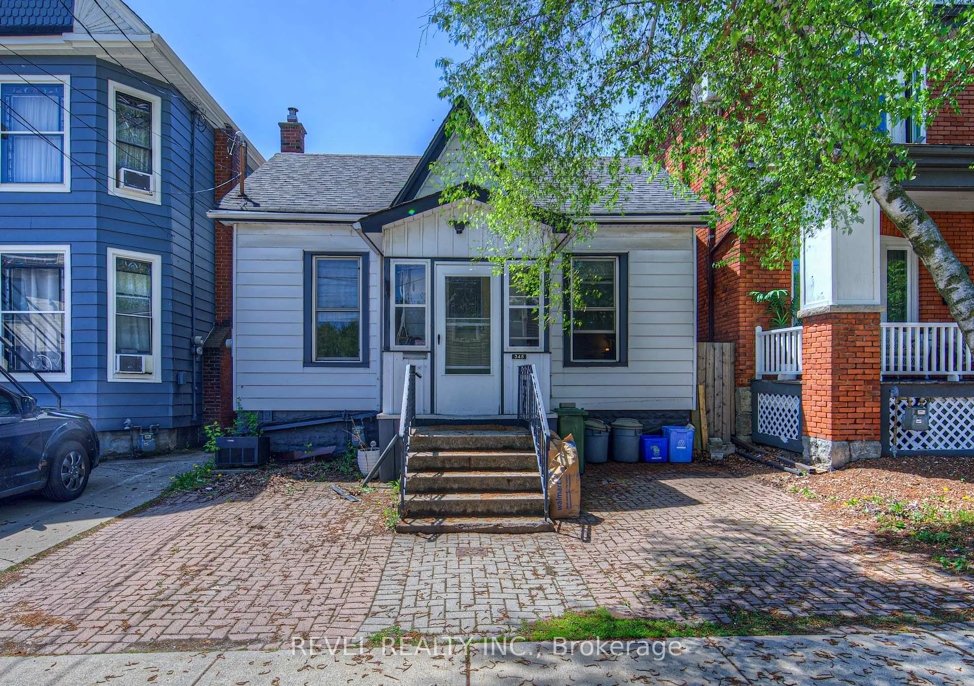Photo 1 of 345 Hunter Street W, Hamilton, Kirkendall — HOMEH
