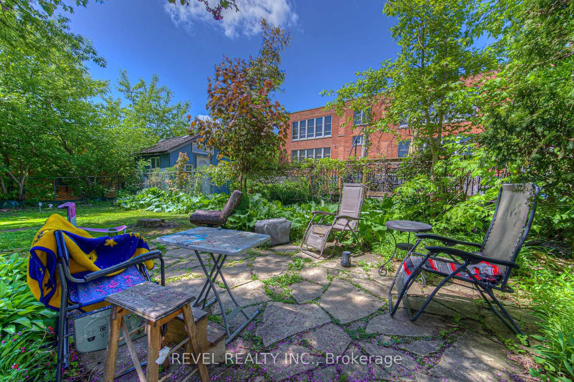 Photo 7 of 345 Hunter Street W, Hamilton, Kirkendall — HOMEH