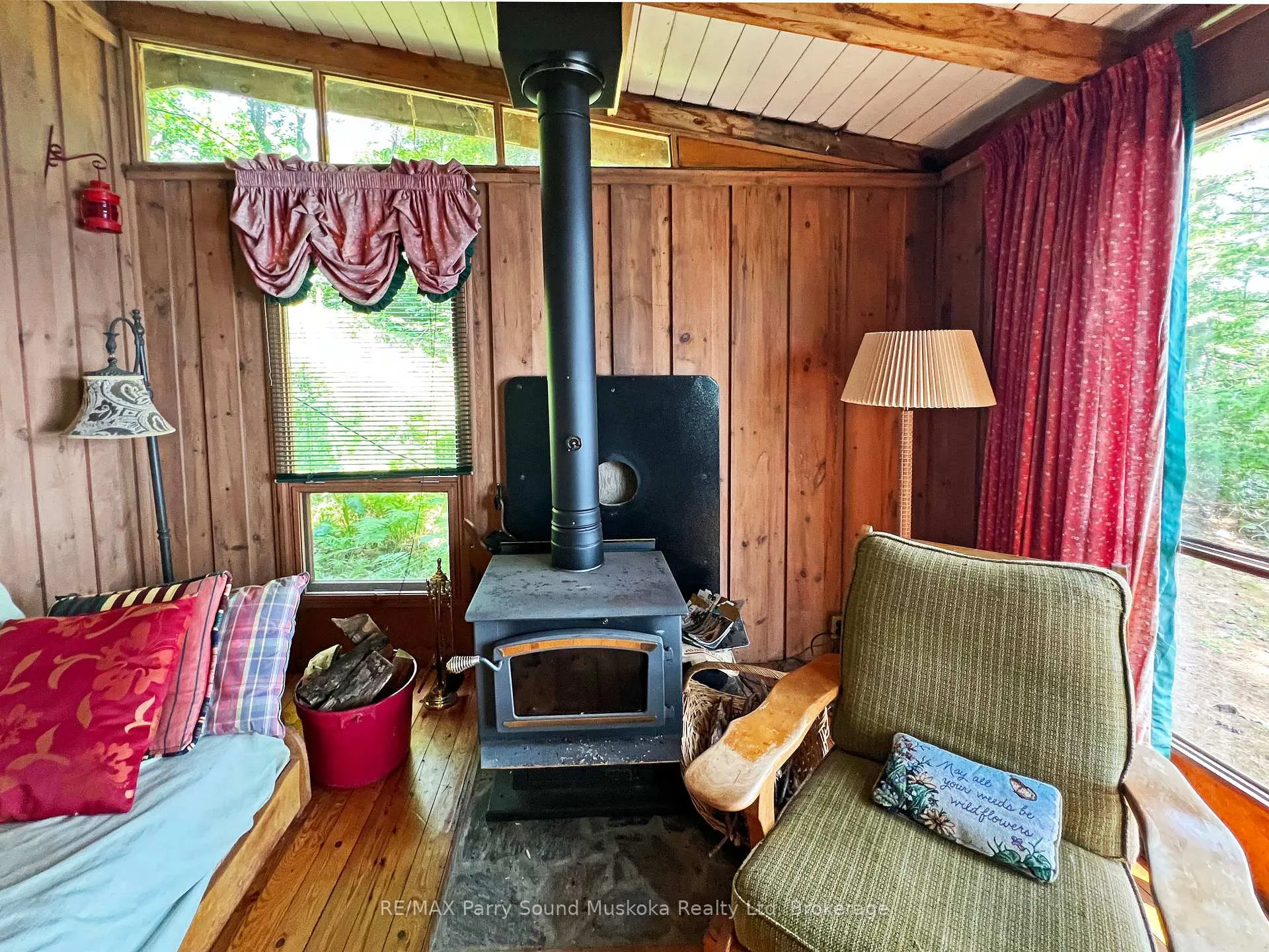 Photo 16 of 27 Cooks Cove Road, McDougall — HOMEH
