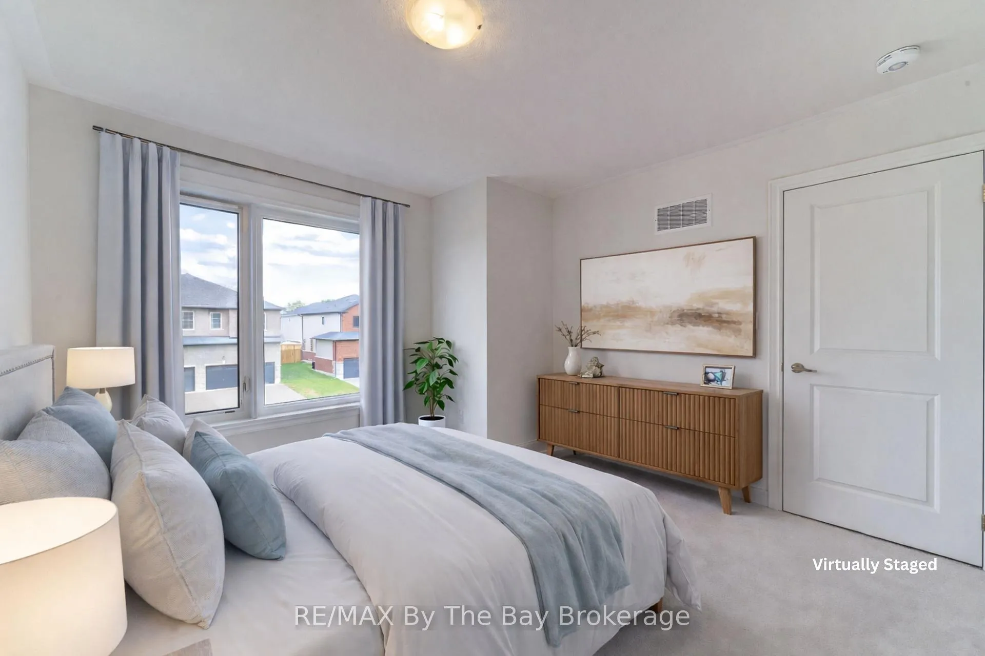 Photo 25 of 28 Autumn Drive, Wasaga Beach — HOMEH